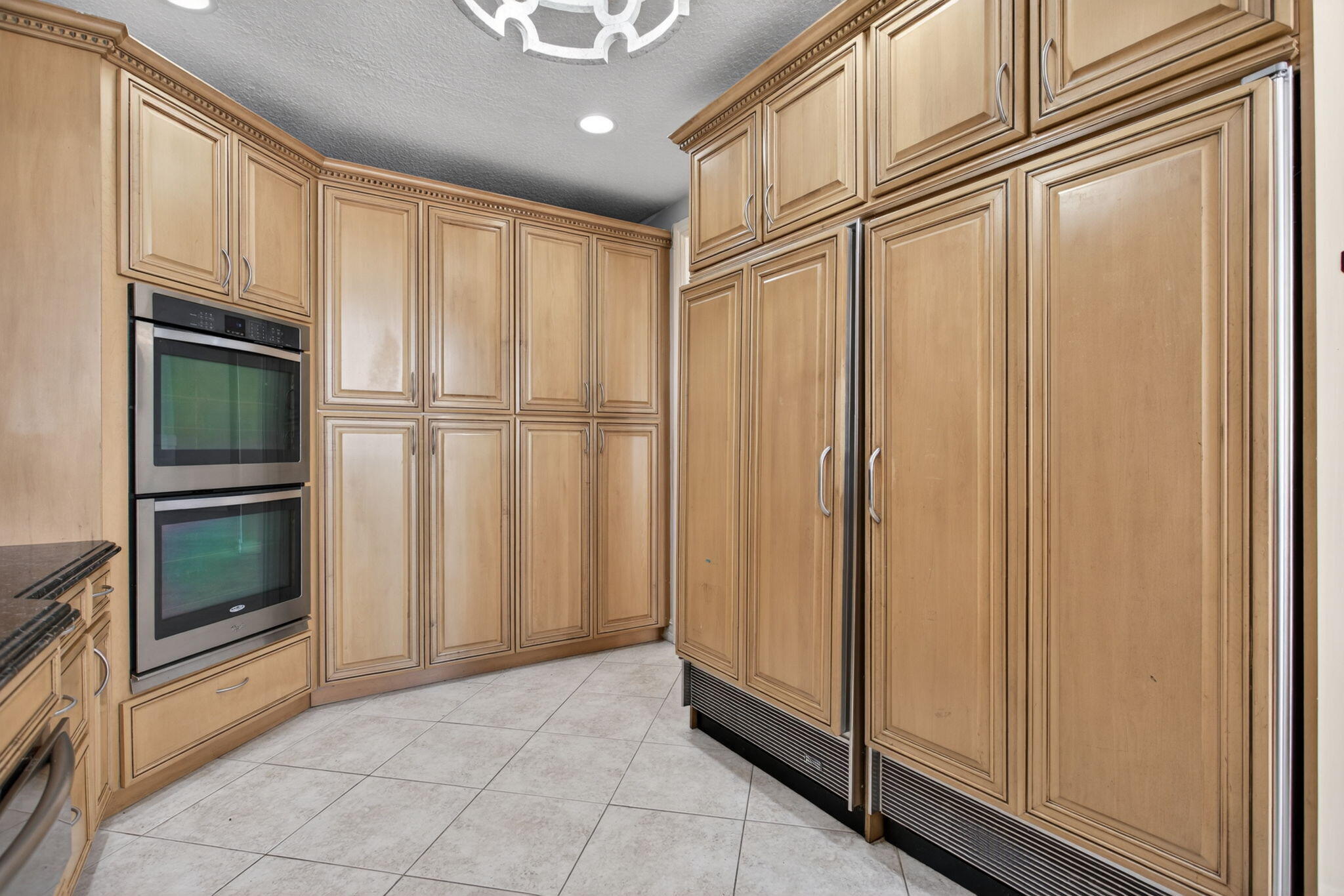 CORAL KEY VILLAS 3RD SEC - Residential Lease
