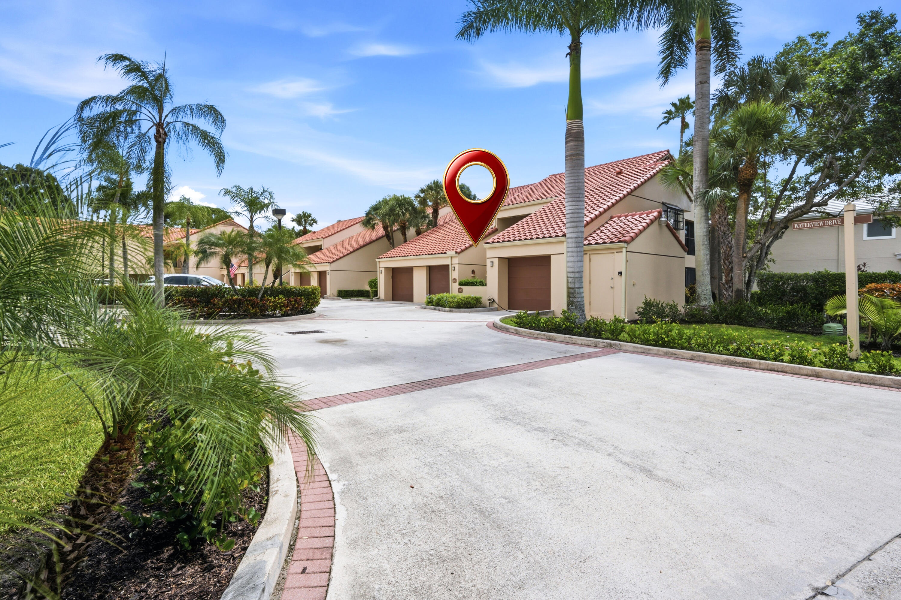 LAKES CONDO - Residential Lease