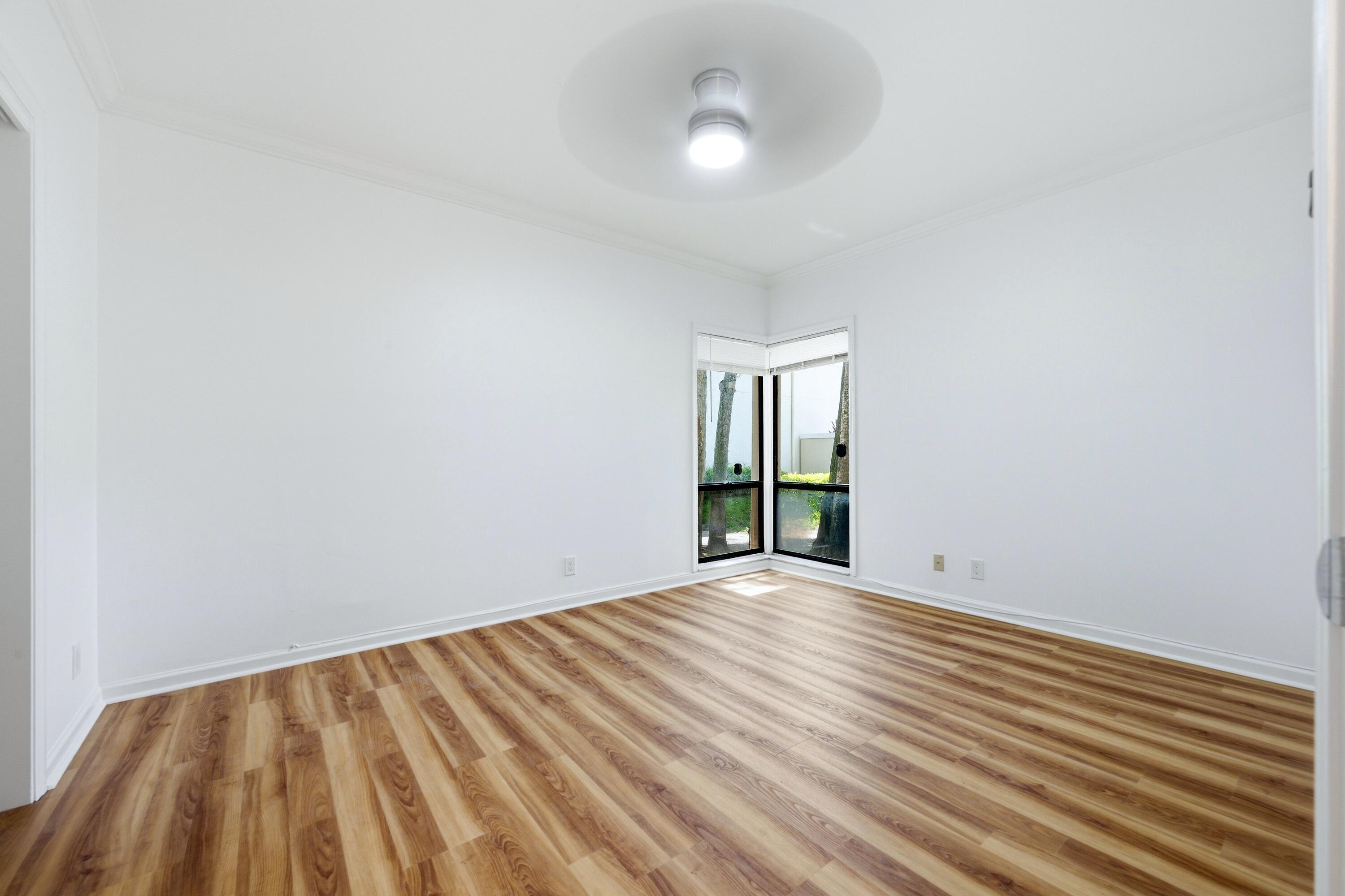 LAKES CONDO - Residential Lease