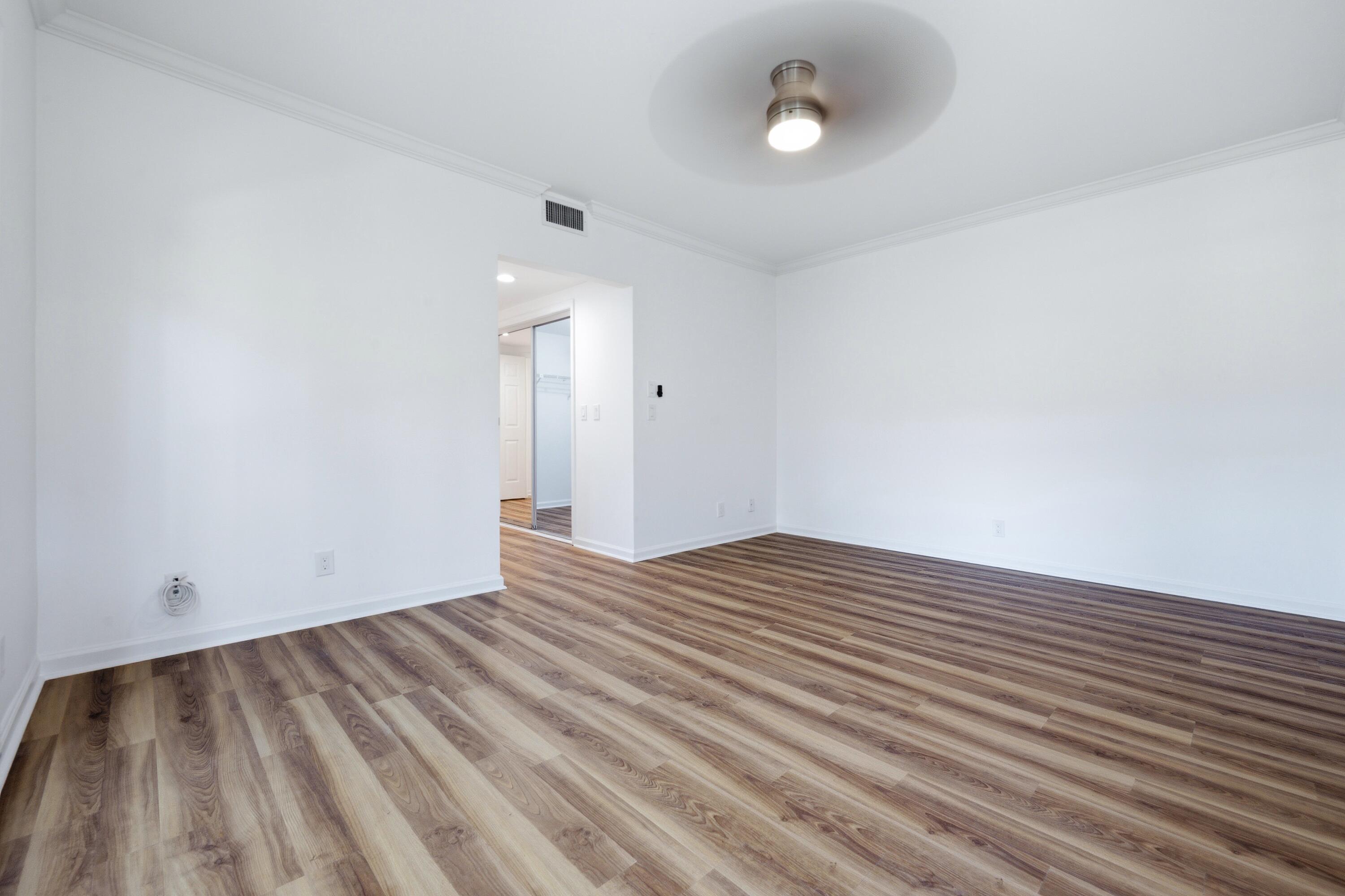 LAKES CONDO - Residential Lease