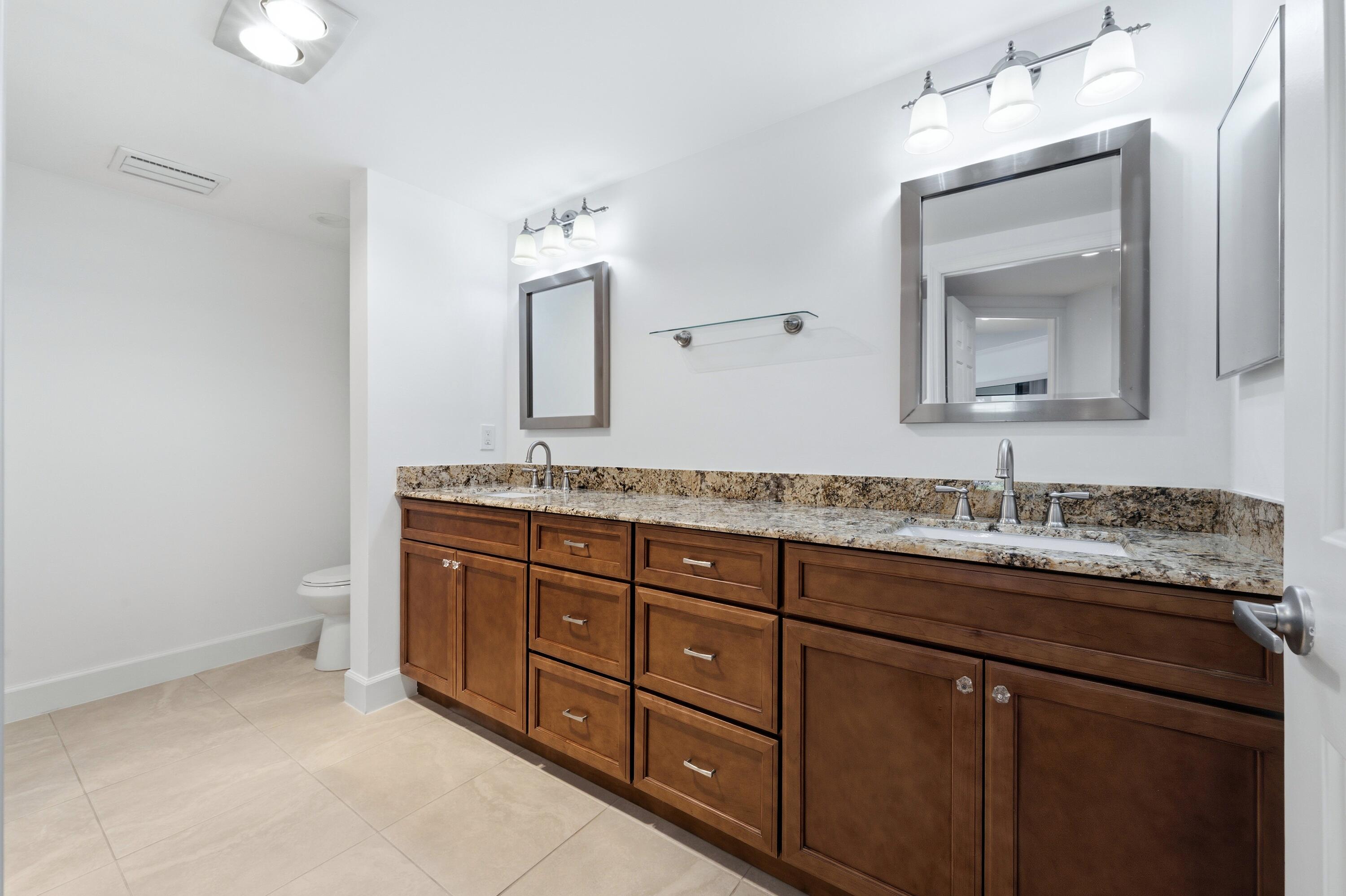 LAKES CONDO - Residential Lease