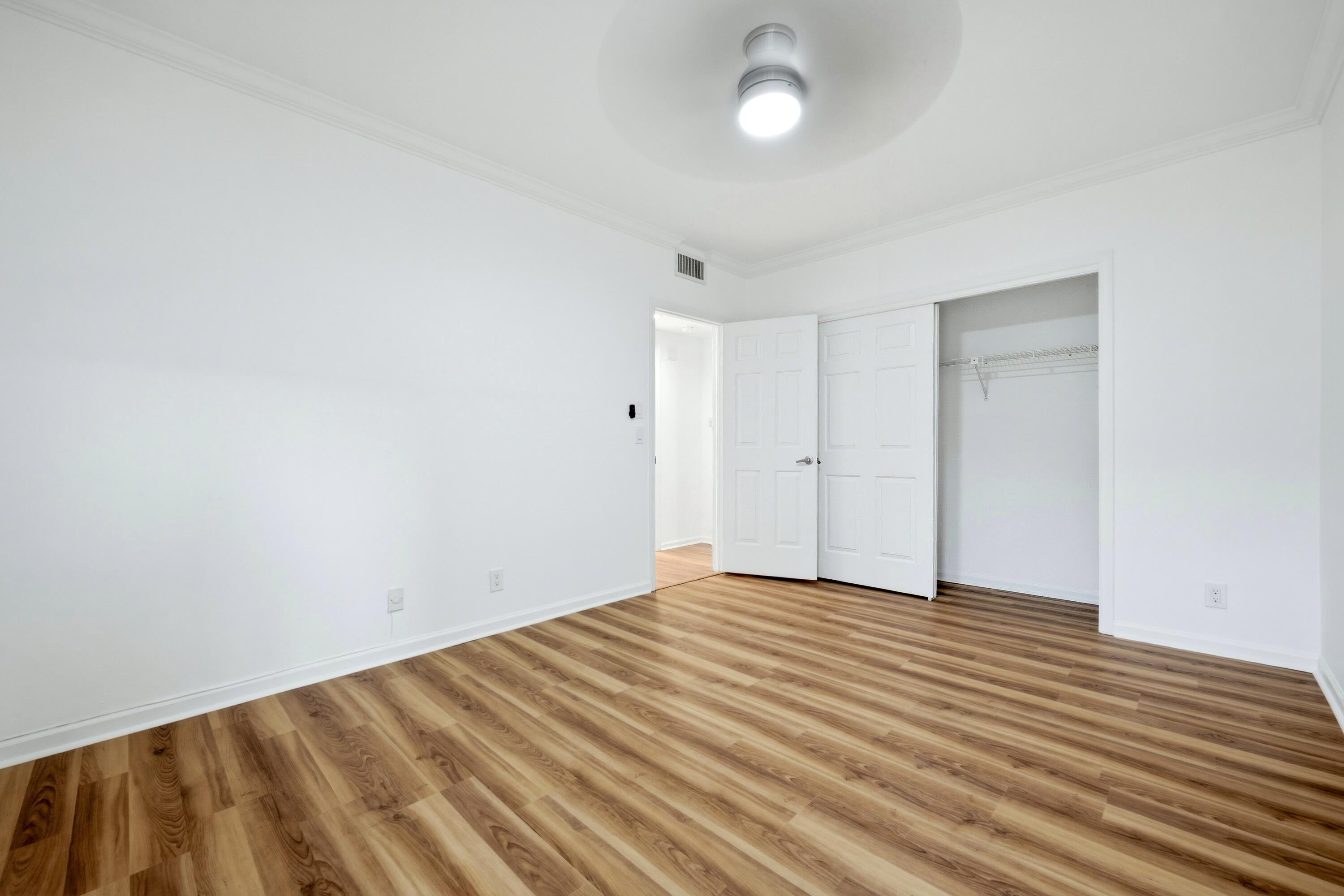 LAKES CONDO - Residential Lease