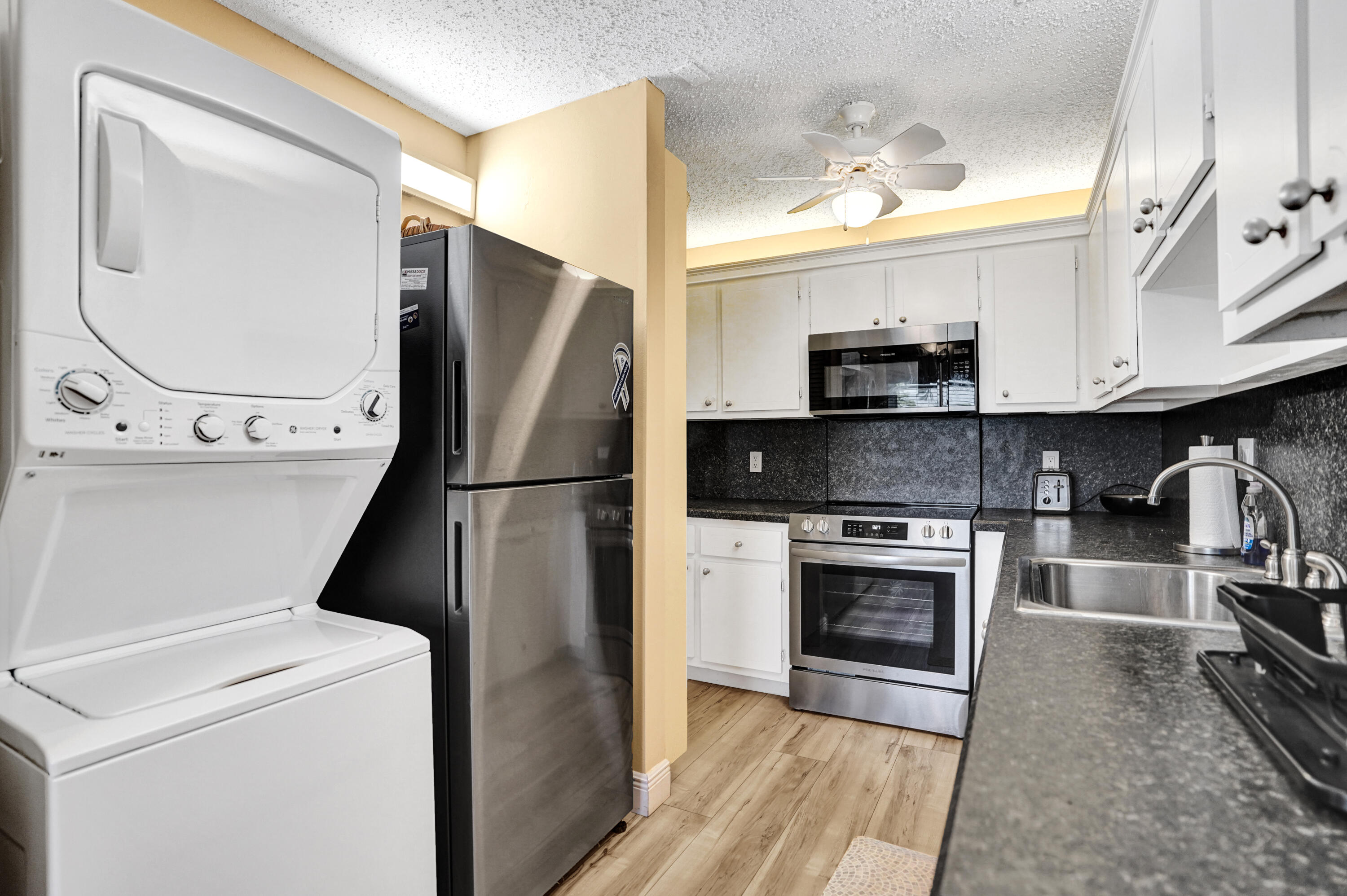 PINES OF DELRAY CONDO - Residential