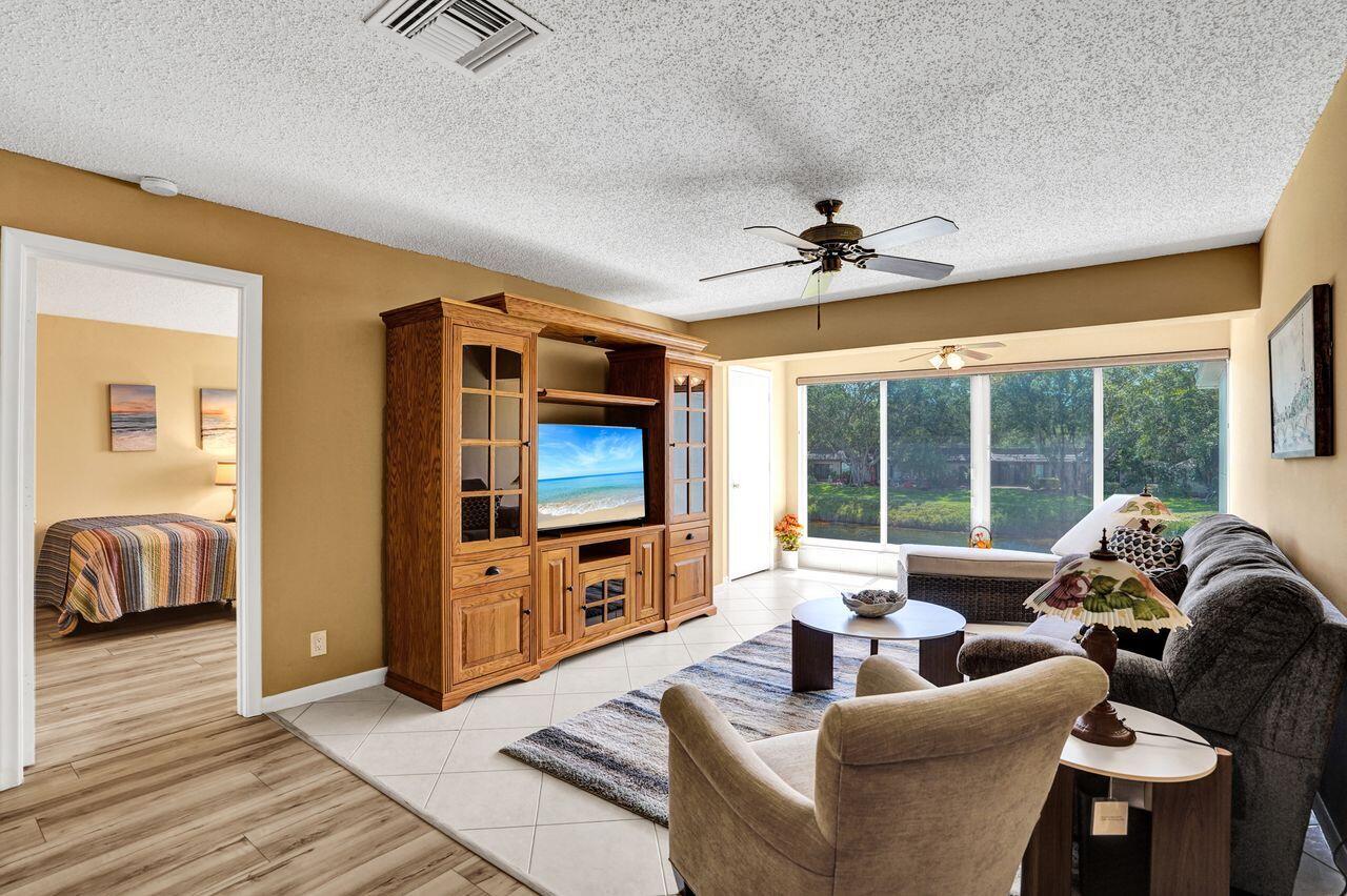 PINES OF DELRAY CONDO - Residential