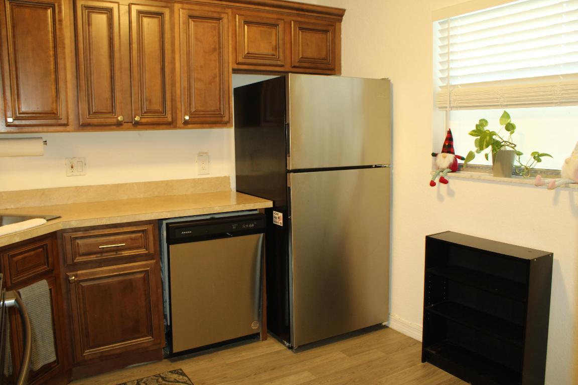 HOLIDAY SPRINGS VILLAGE 1 CONDO - Residential
