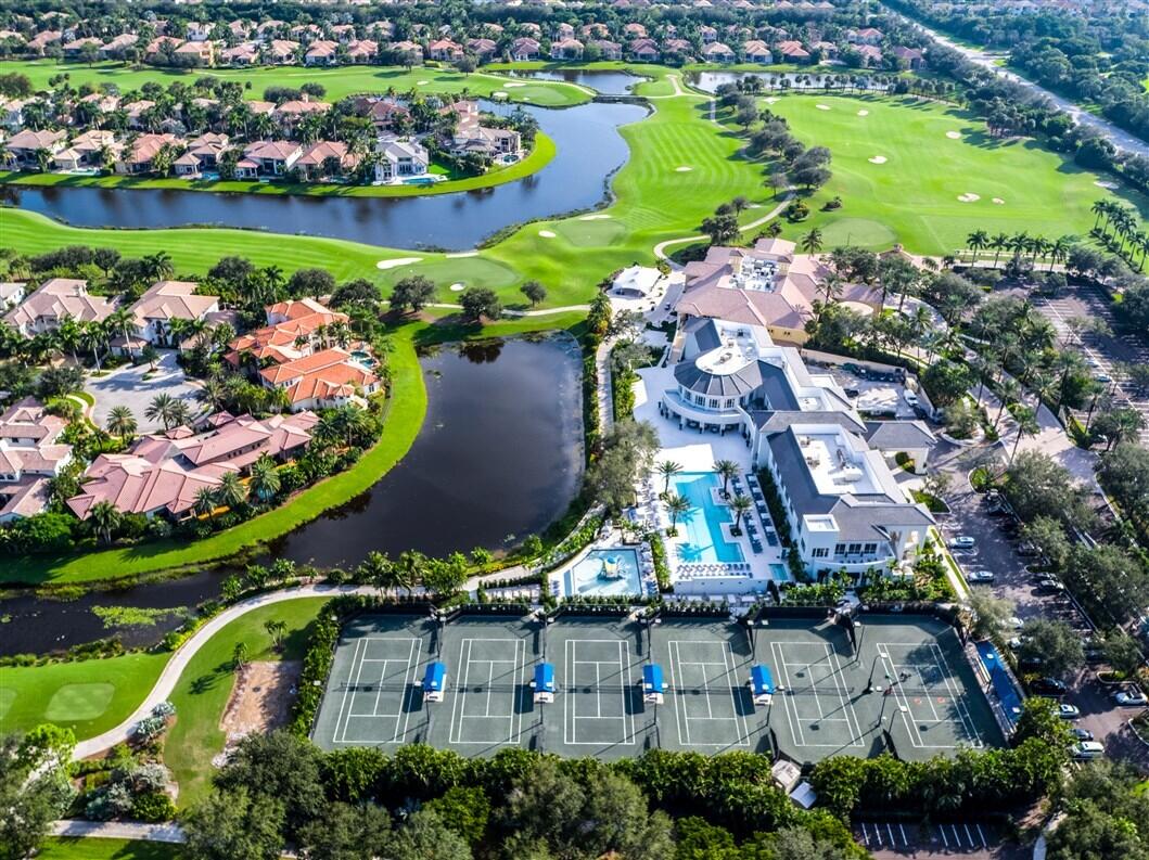 MIZNER COUNTRY CLUB - Residential