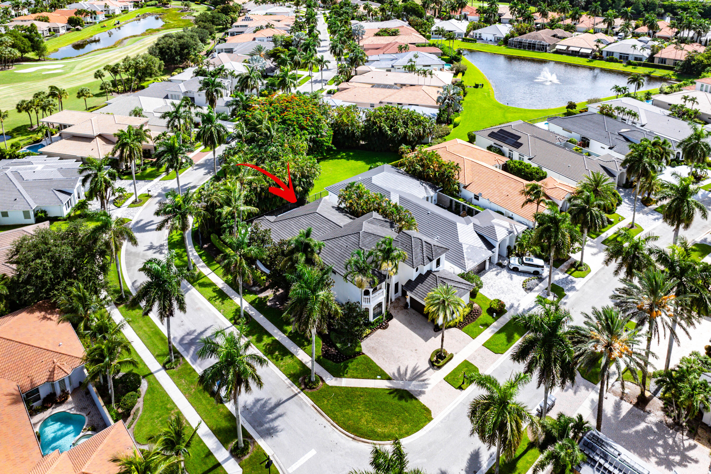 MIZNER COUNTRY CLUB - Residential