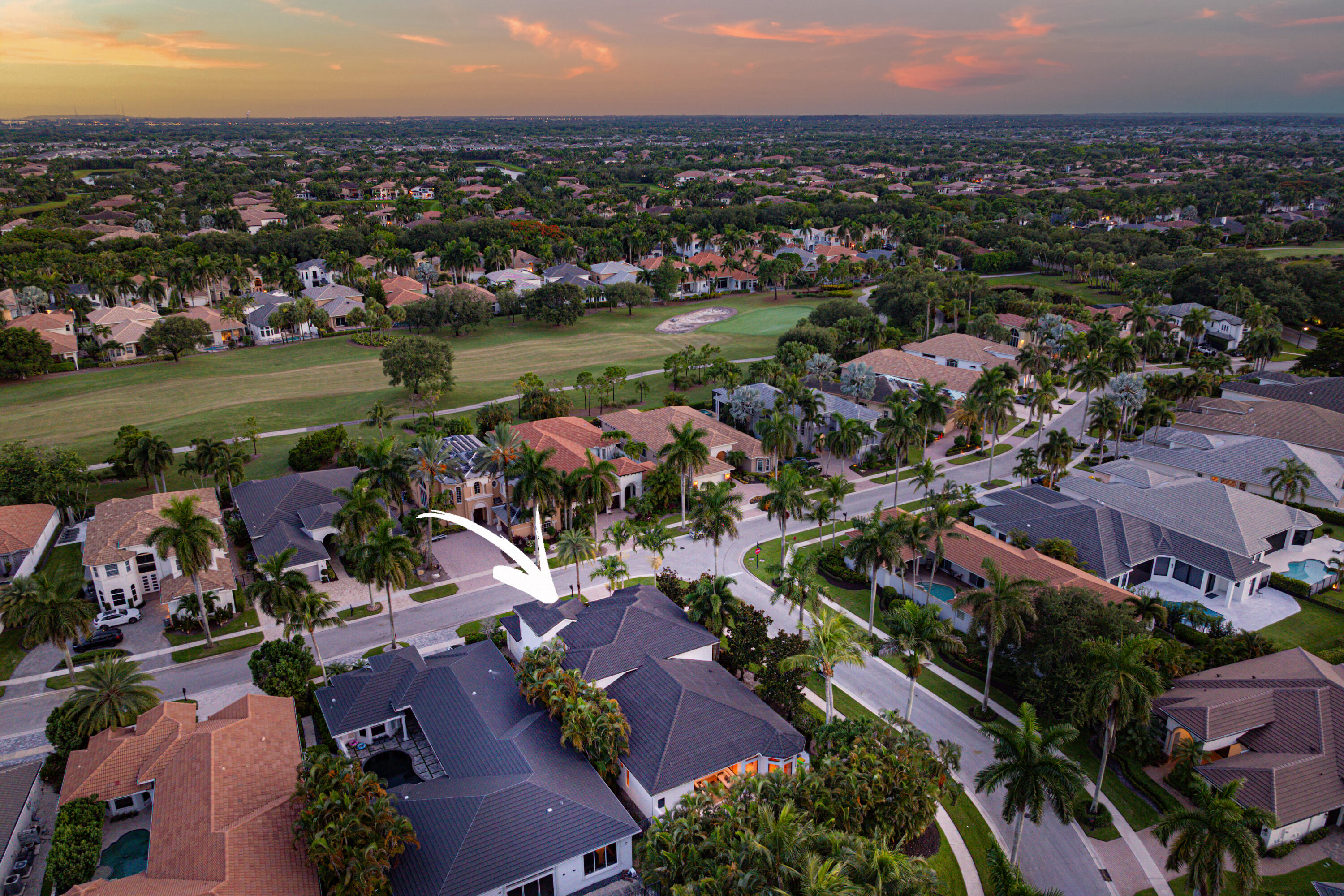 MIZNER COUNTRY CLUB - Residential