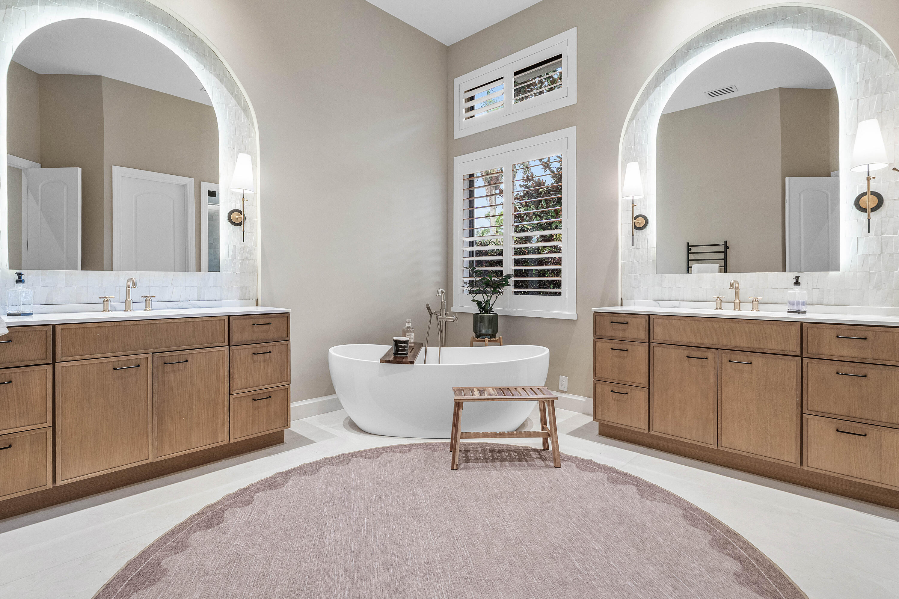 MIZNER COUNTRY CLUB - Residential