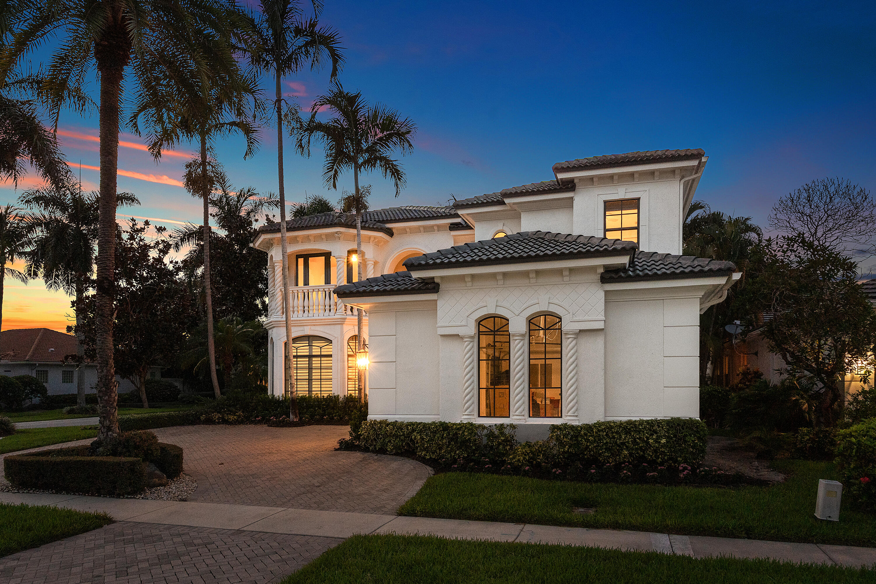 MIZNER COUNTRY CLUB - Residential
