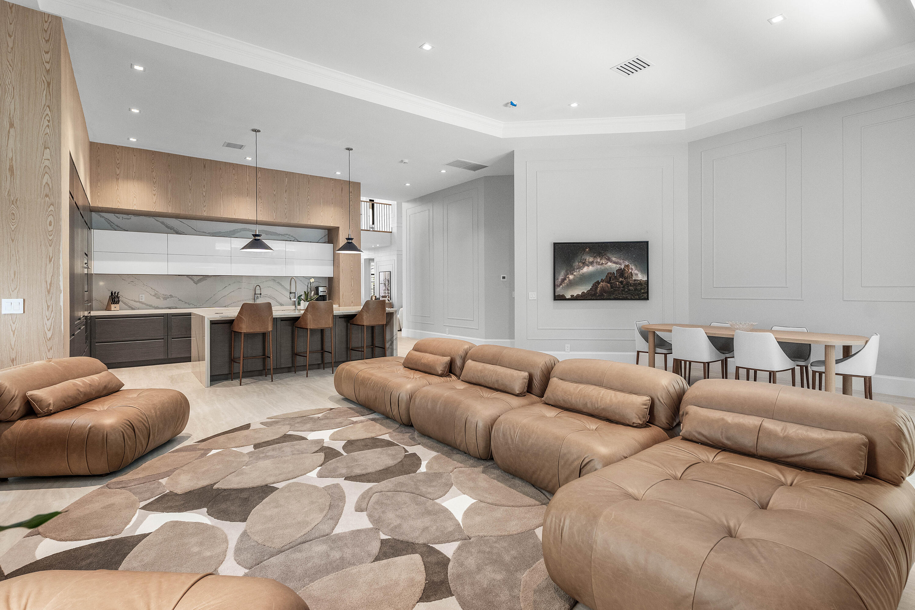MIZNER COUNTRY CLUB - Residential