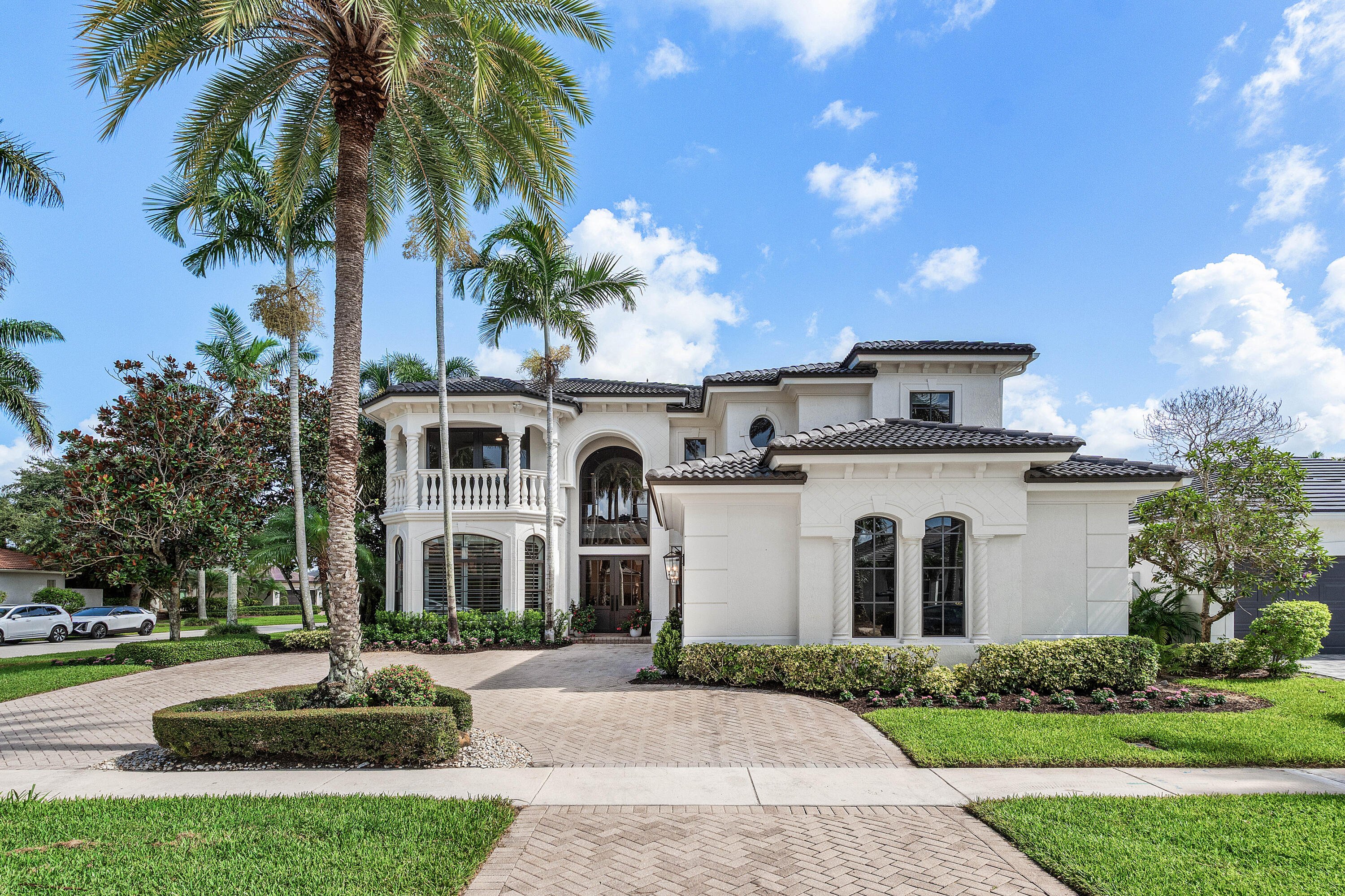 MIZNER COUNTRY CLUB - Residential