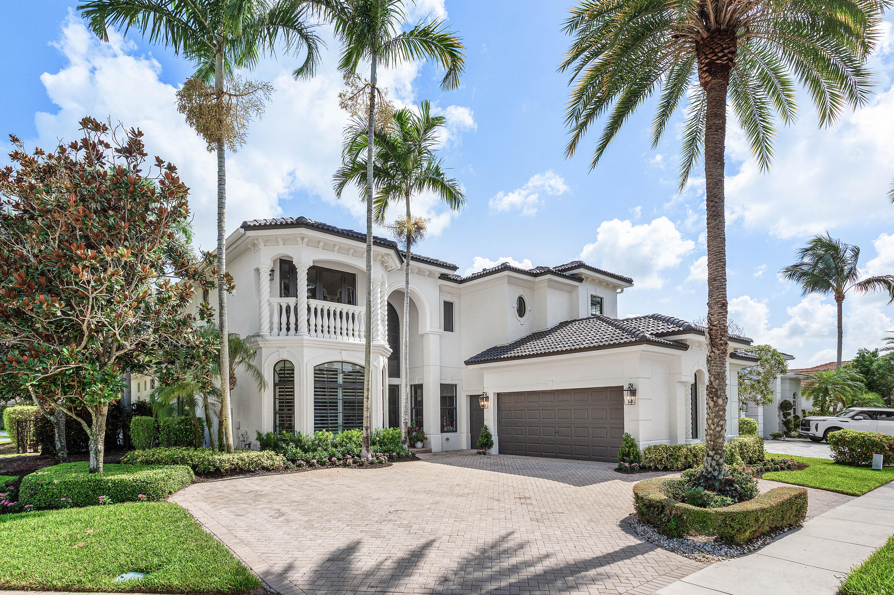 MIZNER COUNTRY CLUB - Residential