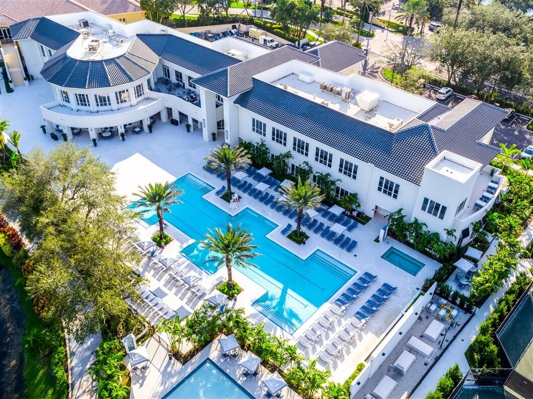 MIZNER COUNTRY CLUB - Residential