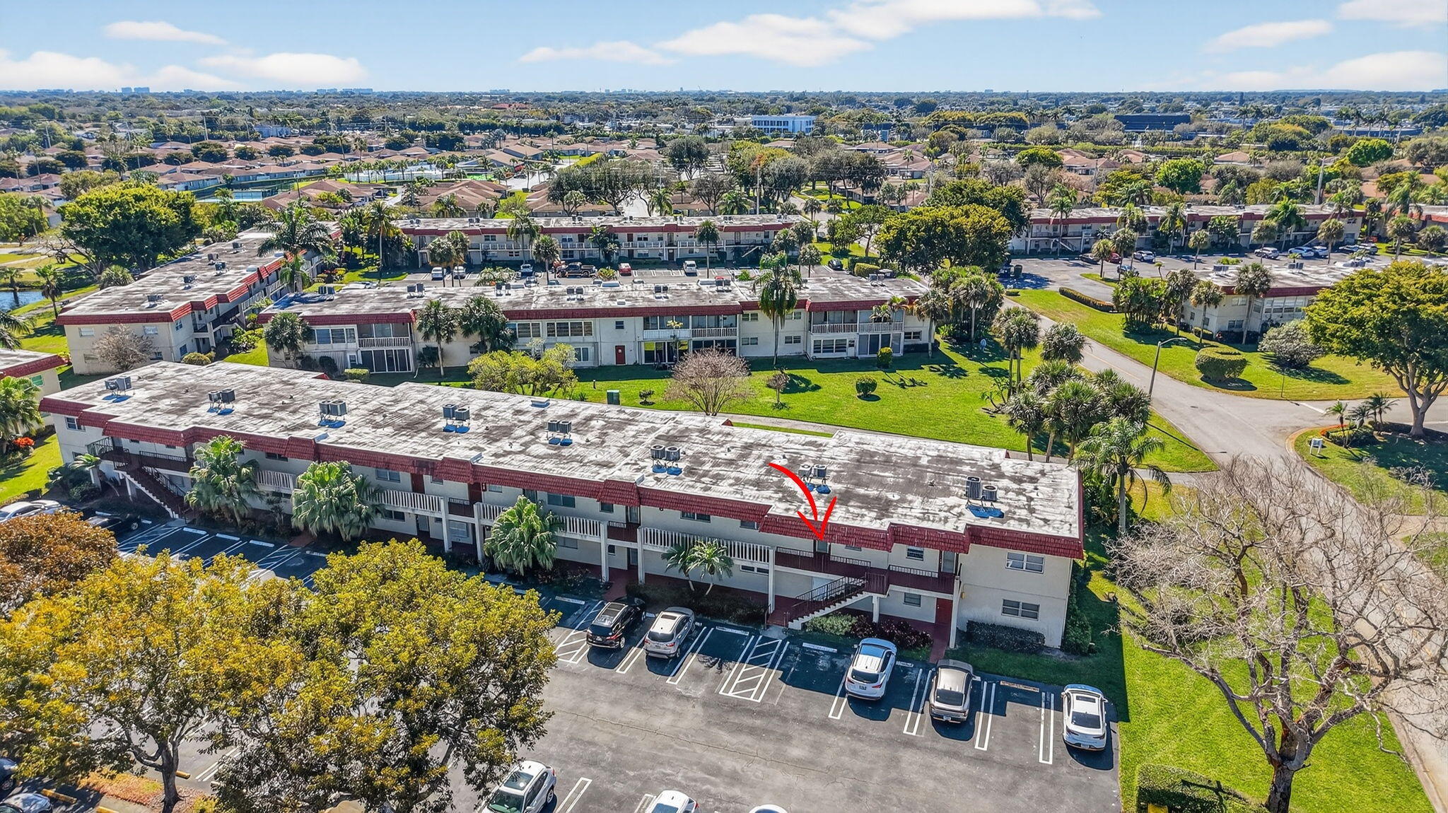 VILLAGES OF ORIOLE ABBEY CONDO - Residential
