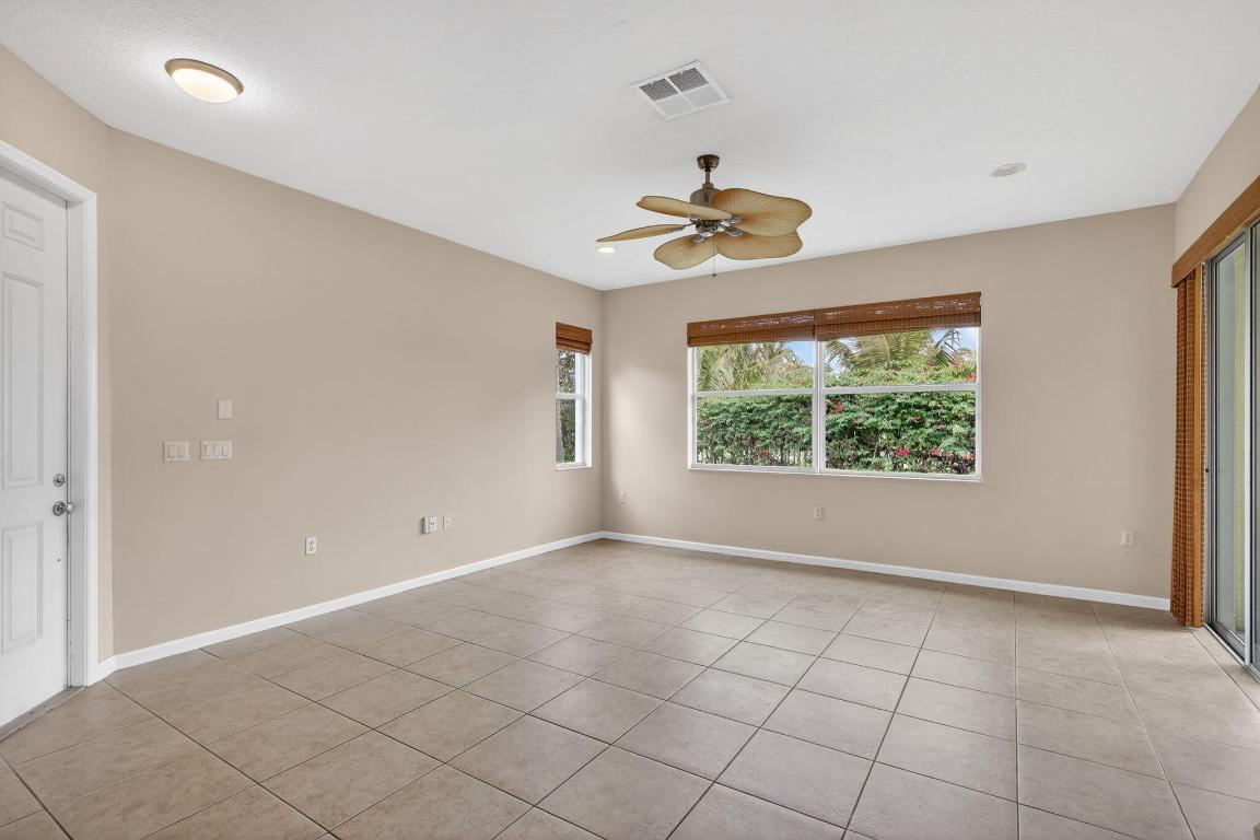 MARINER BAY - Residential