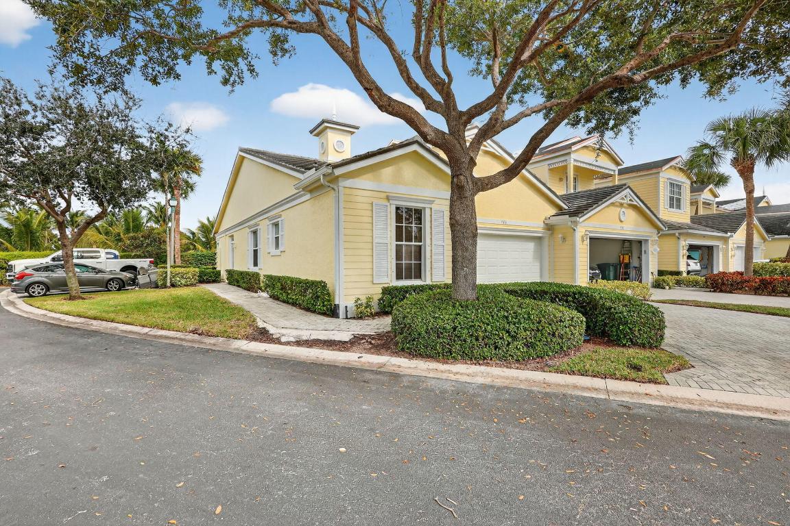MARINER BAY - Residential