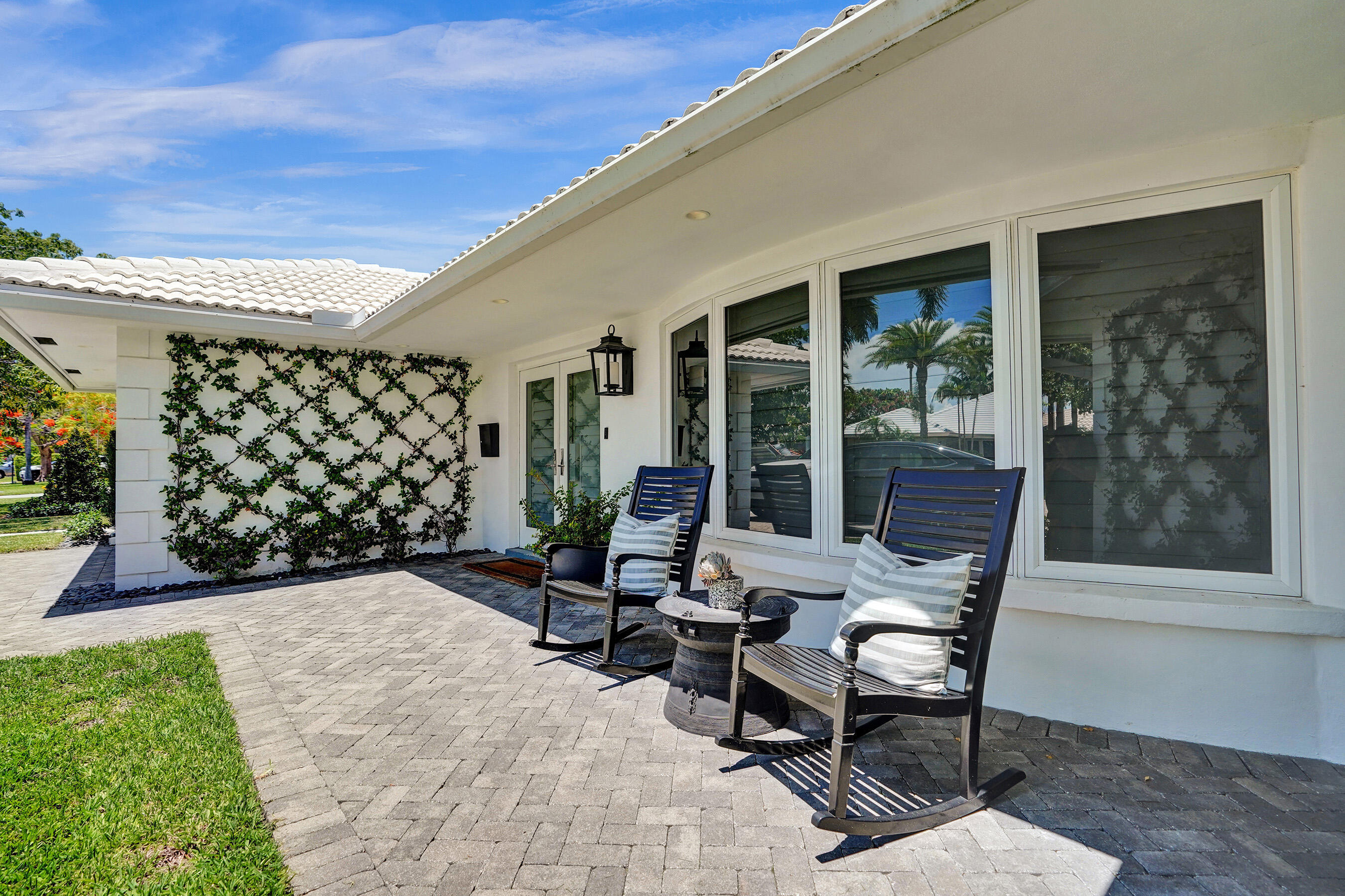 CAMINO GARDENS SEC 2 - Residential Lease