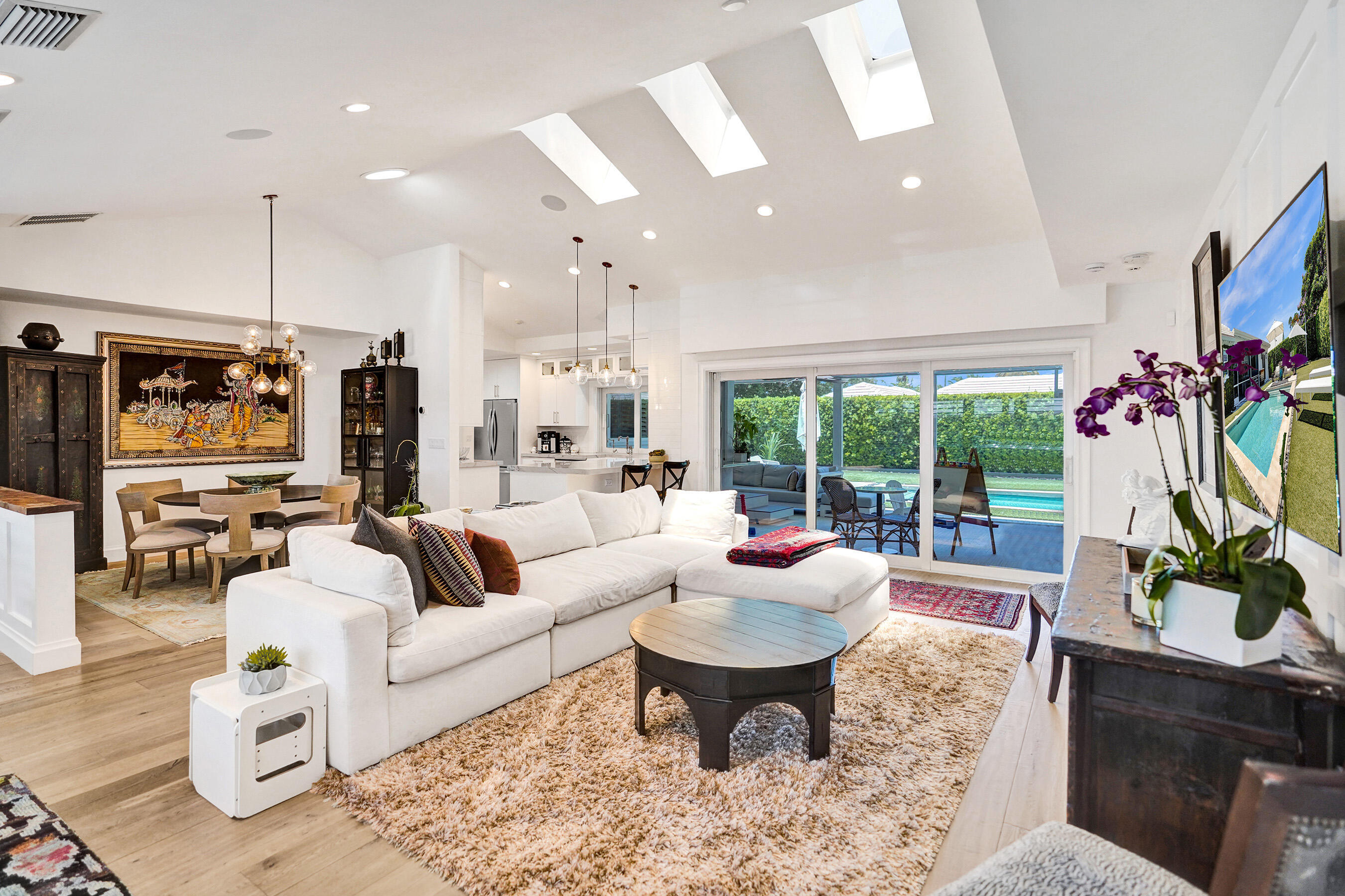 CAMINO GARDENS SEC 2 - Residential Lease