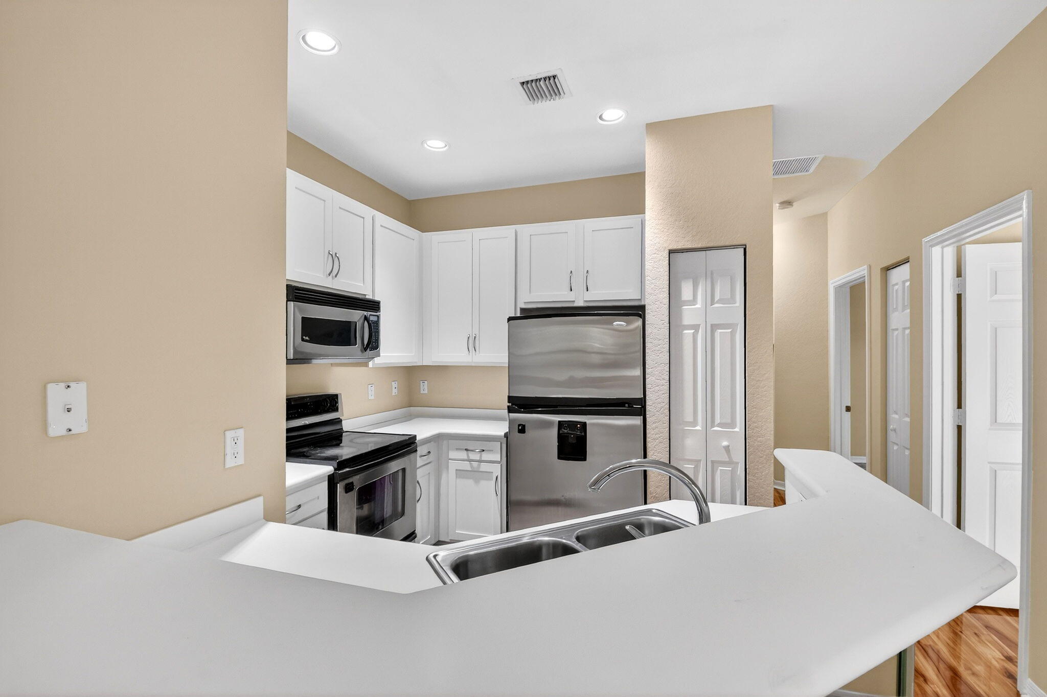 Magnolia Bay - Residential