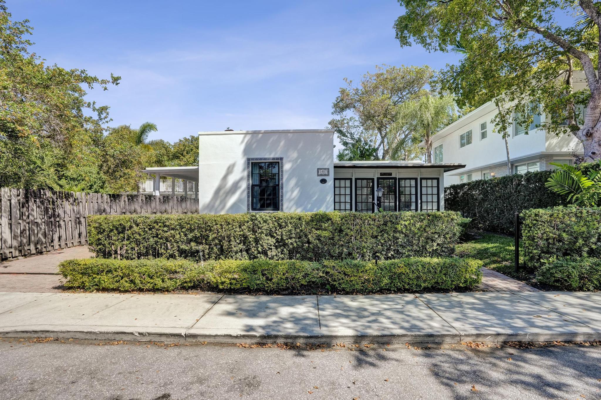 COLEE HAMMOCK - Residential Income