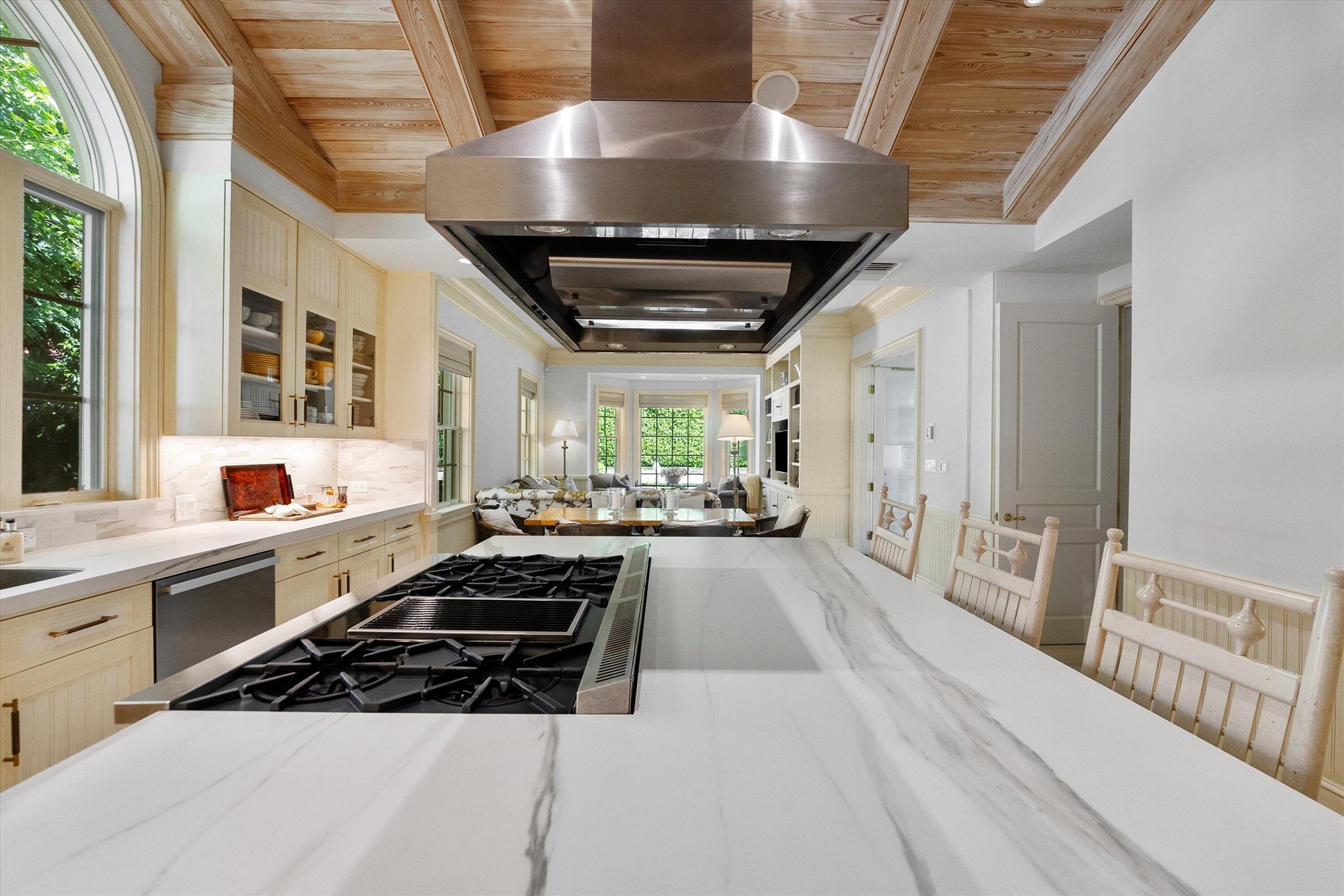 MC INTOSH HOMESITES P B IN - Residential