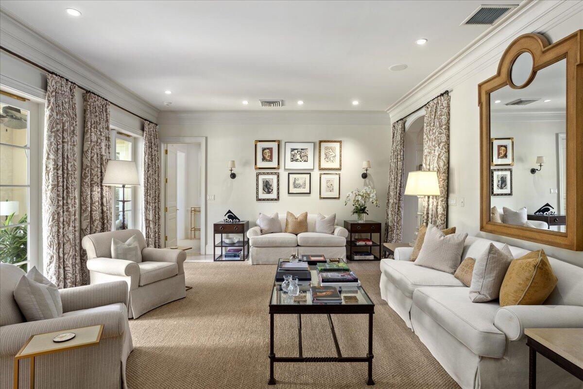 MC INTOSH HOMESITES P B IN - Residential