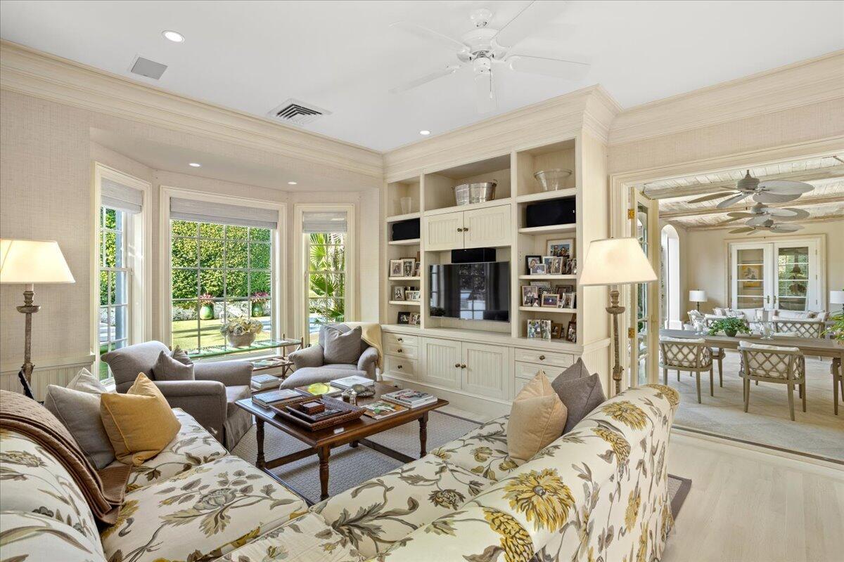 MC INTOSH HOMESITES P B IN - Residential