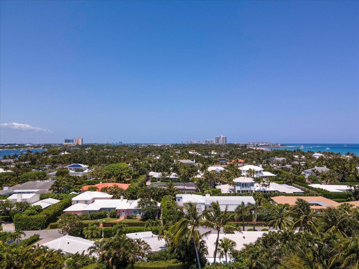 MC INTOSH HOMESITES P B IN - Residential