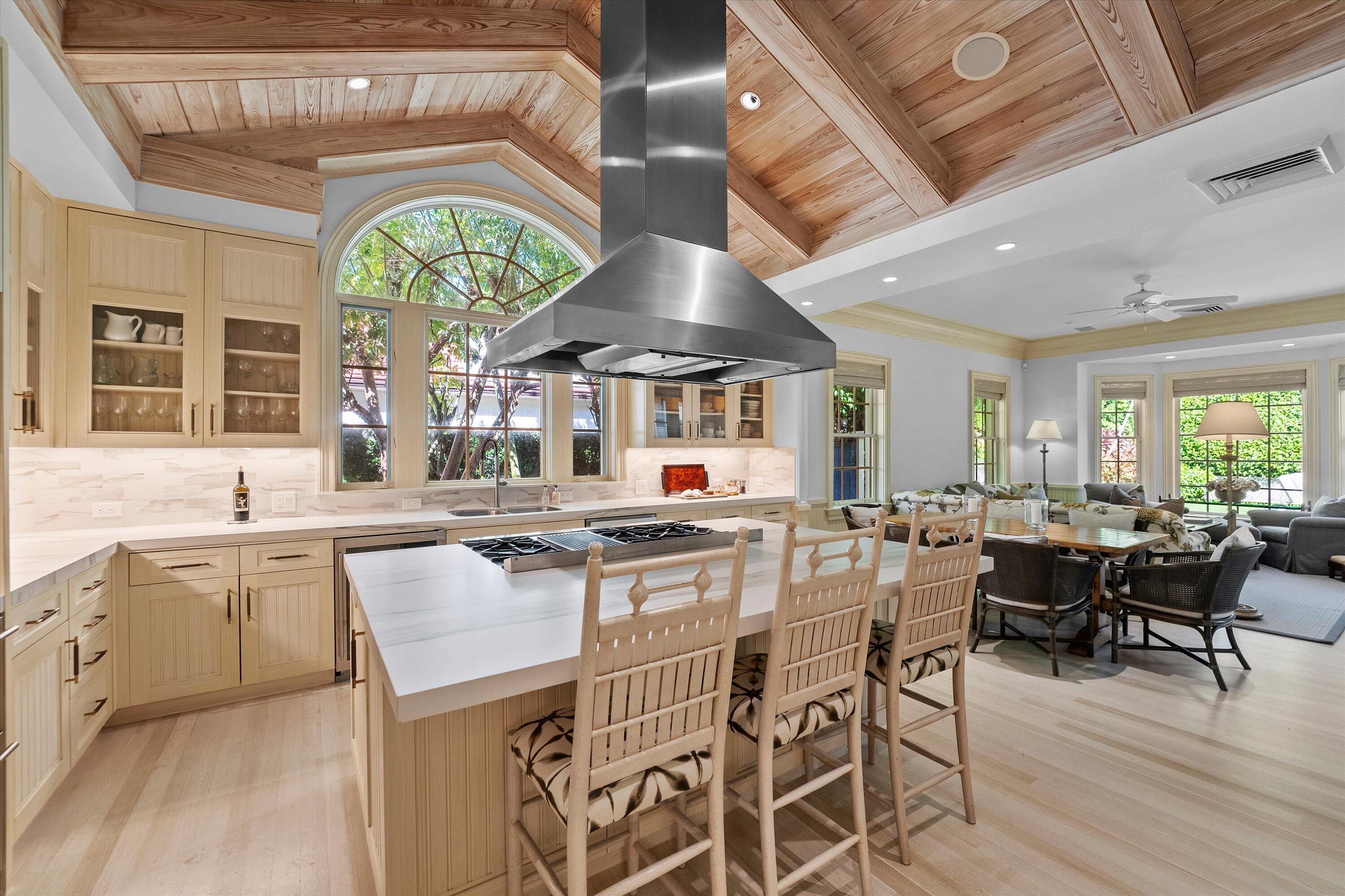 MC INTOSH HOMESITES P B IN - Residential