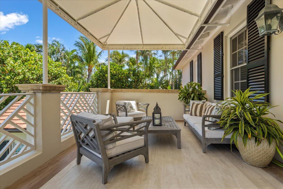 MC INTOSH HOMESITES P B IN - Residential
