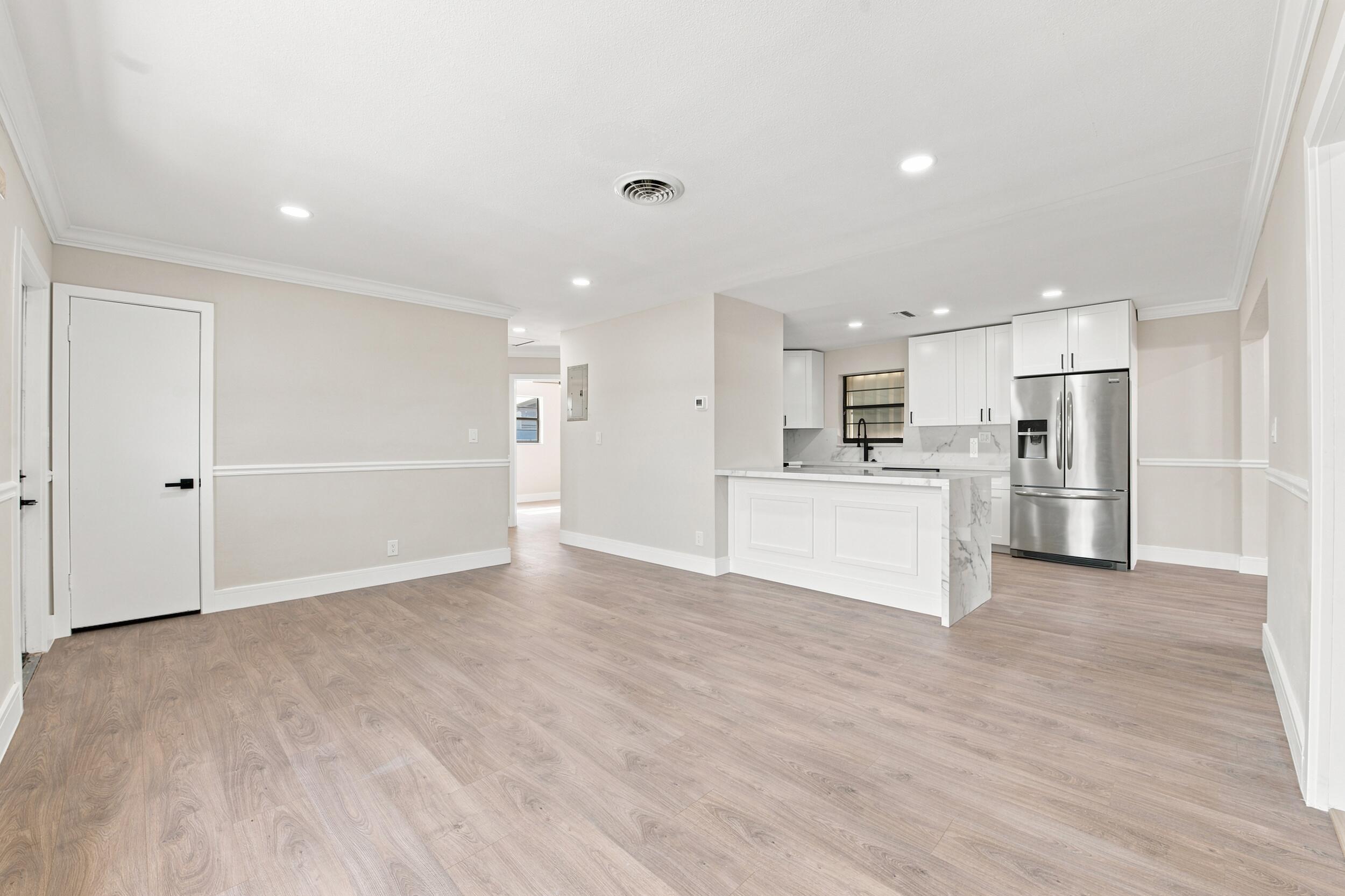 SOUTHGATE FOURTH ADD - Residential