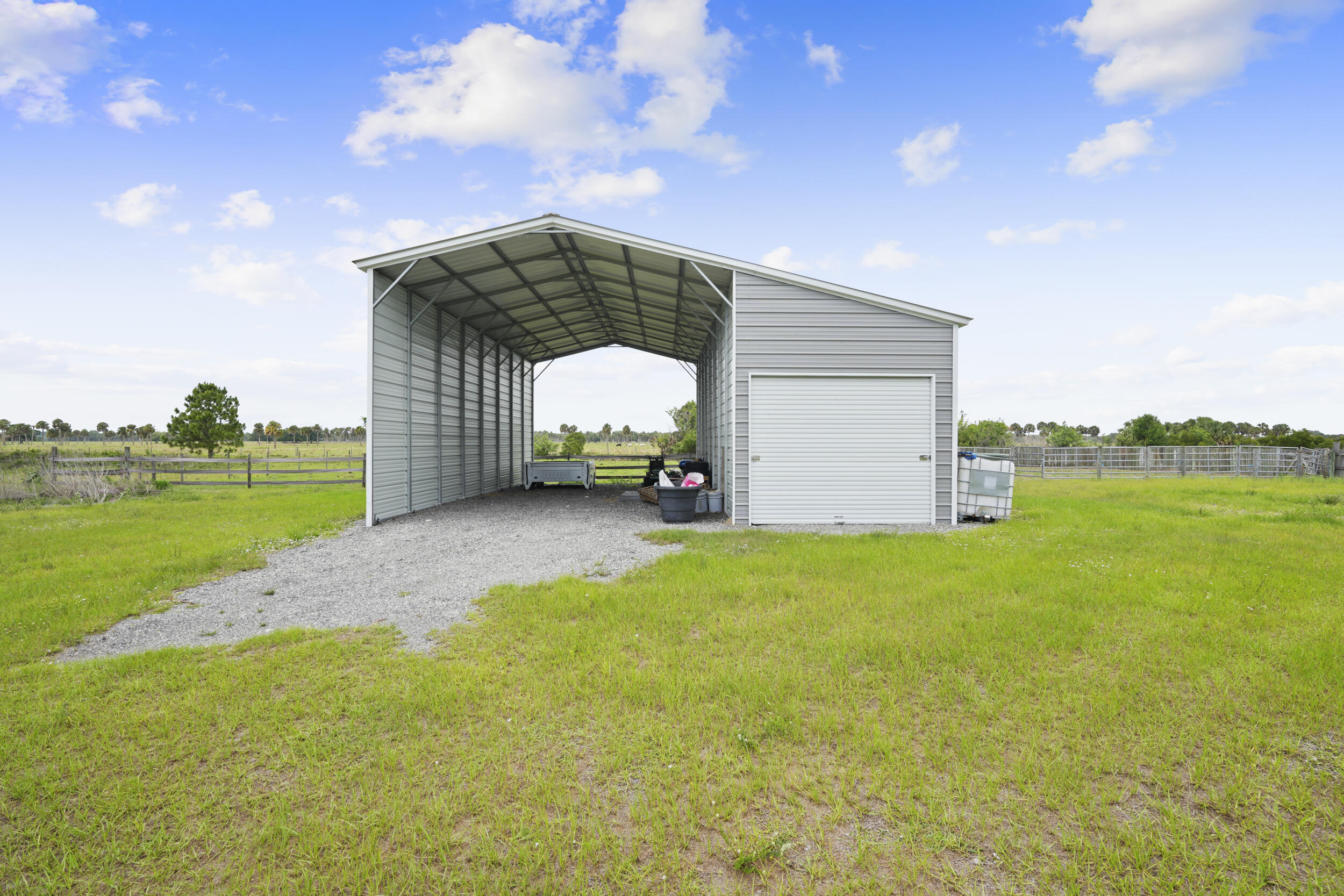 SHERMAN WOOD RANCHES - Residential
