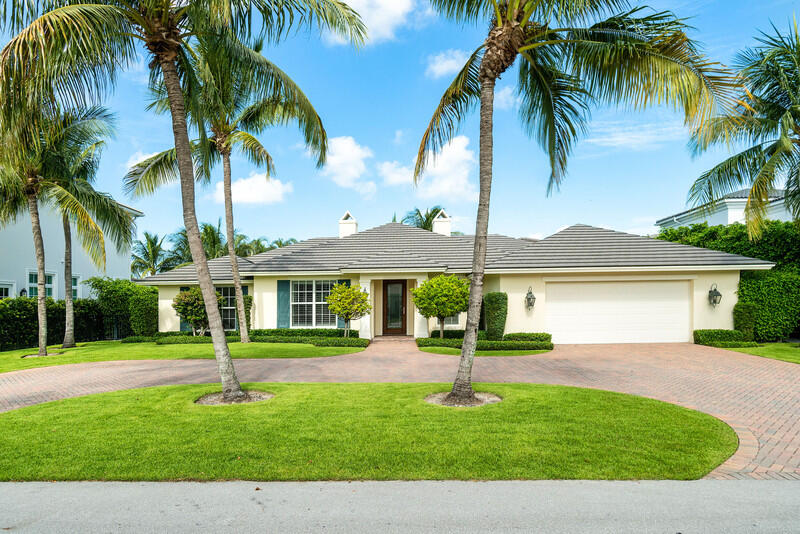 ROYAL PALM YACHT & COUNTRY CLUB - Residential
