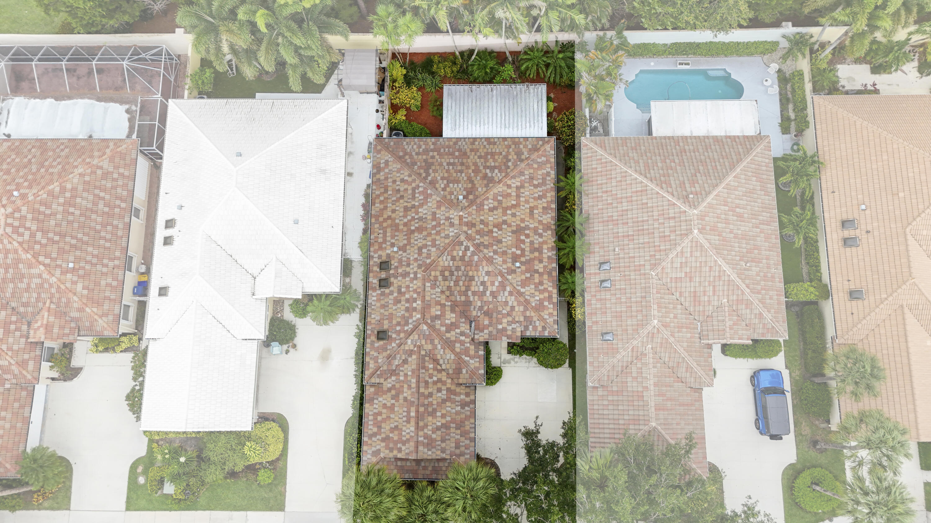 HAMPTONS AT MAPLEWOOD - Residential