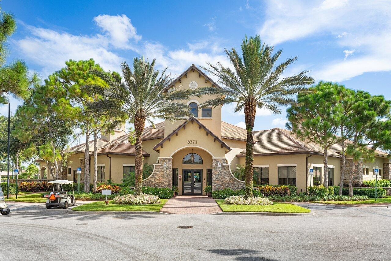 CANYON LAKES 1 - Residential Lease