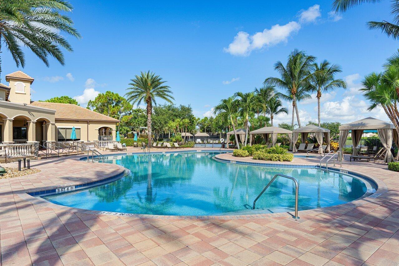 CANYON LAKES 1 - Residential Lease