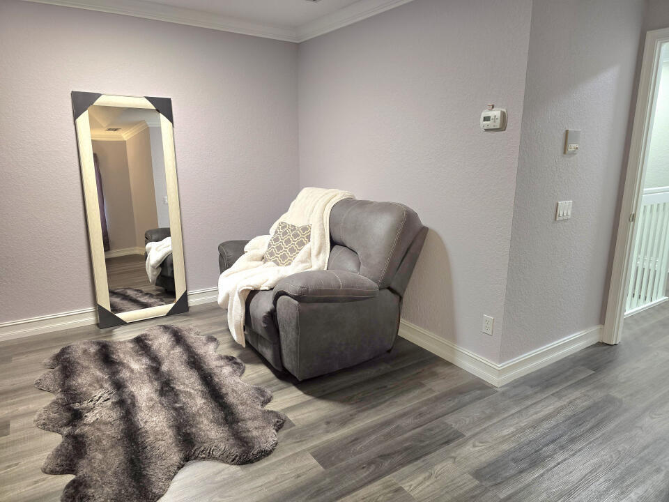 CANYON LAKES 1 - Residential Lease