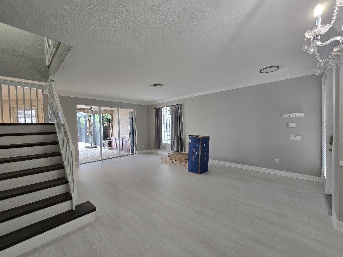 CANYON LAKES 1 - Residential Lease