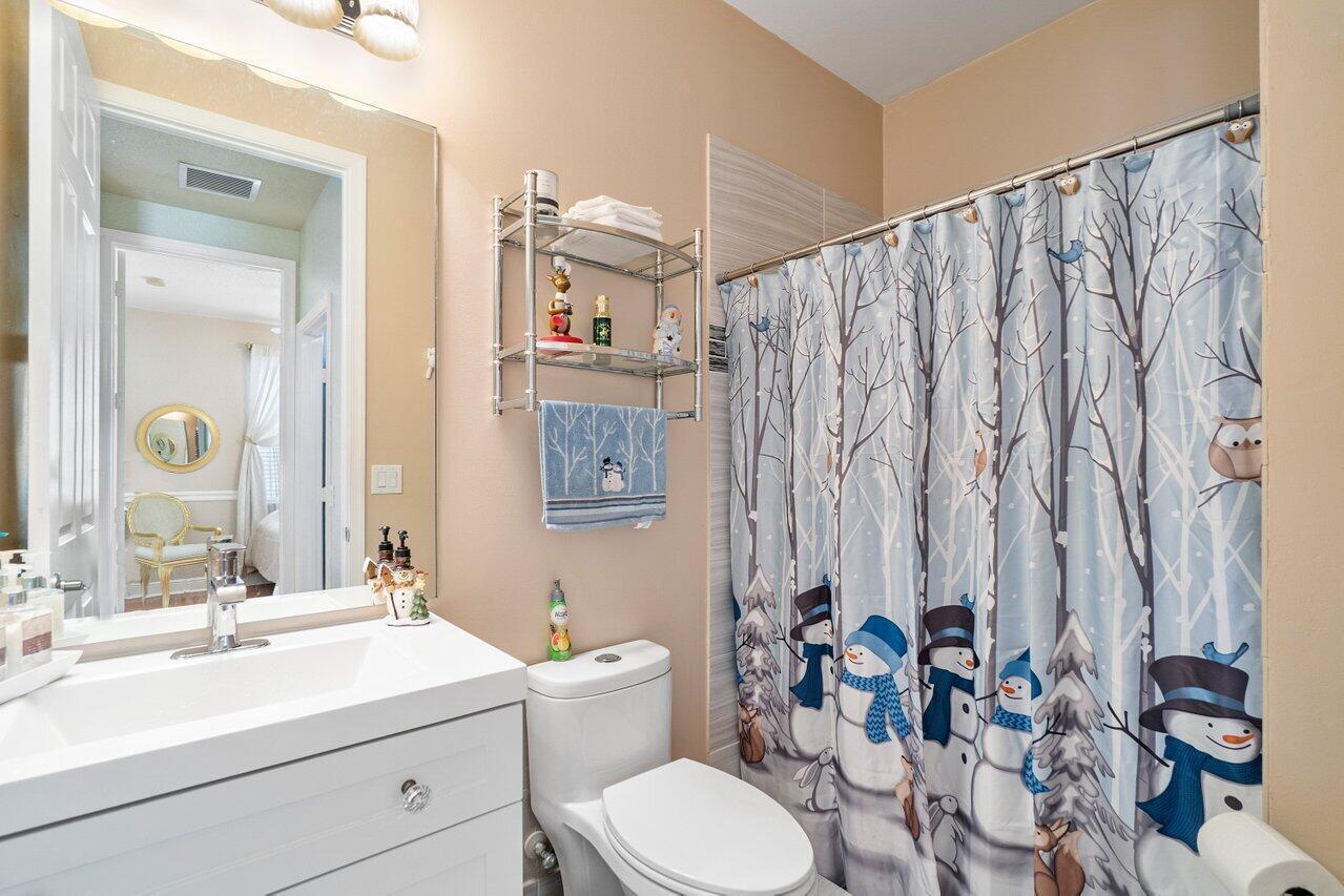 CANYON LAKES 1 - Residential Lease