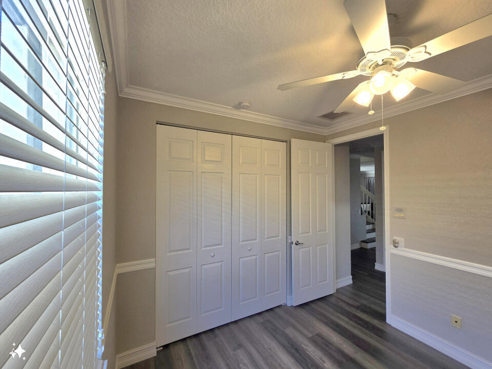 CANYON LAKES 1 - Residential Lease