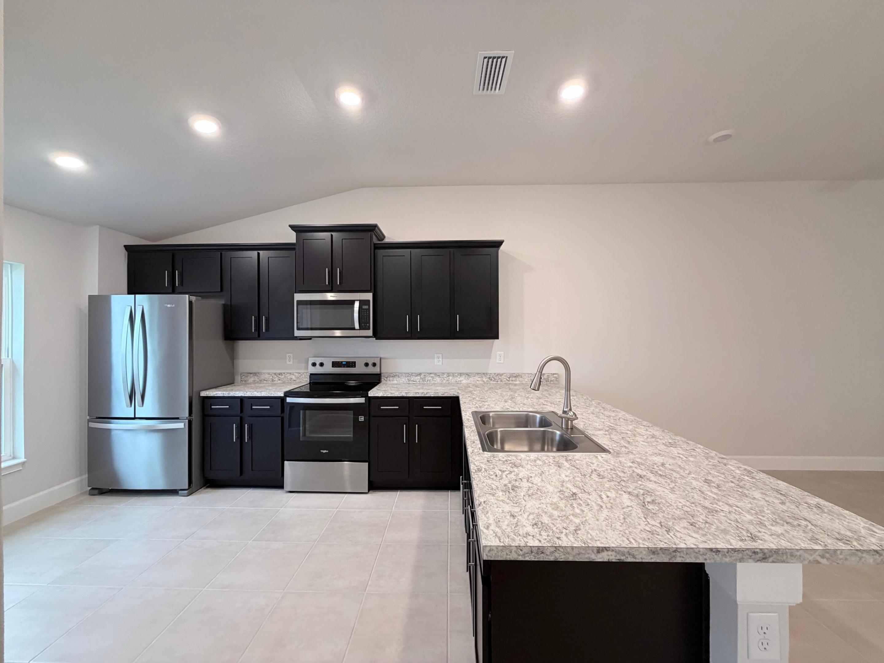 WATERSTONE PHASE ONE - Residential