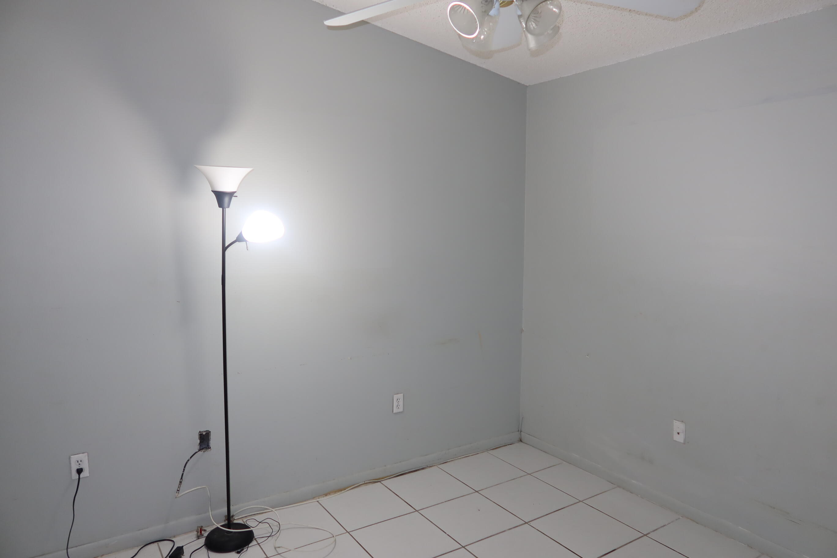 LOS PALACIOS II CONDO - Residential