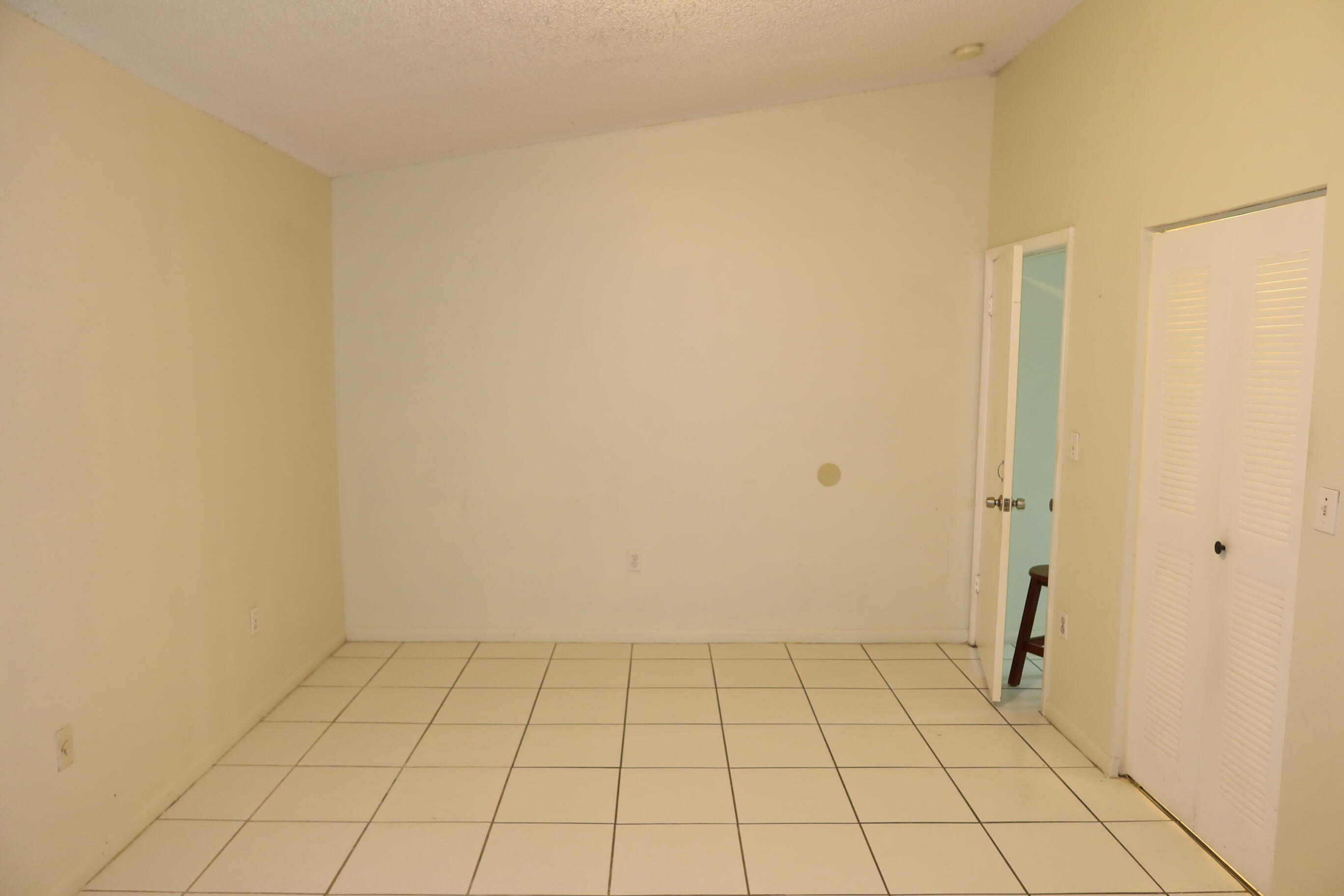 LOS PALACIOS II CONDO - Residential