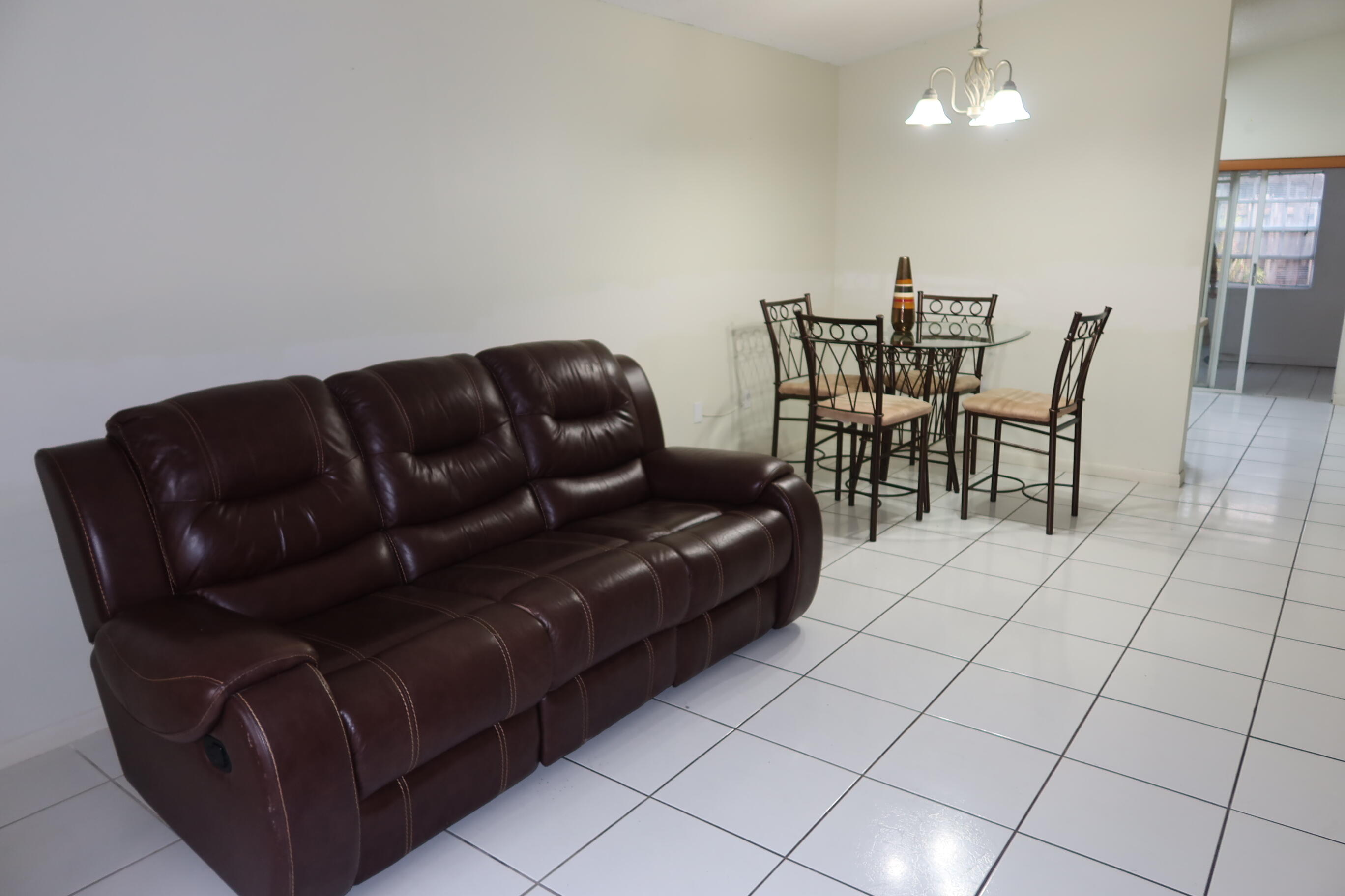 LOS PALACIOS II CONDO - Residential