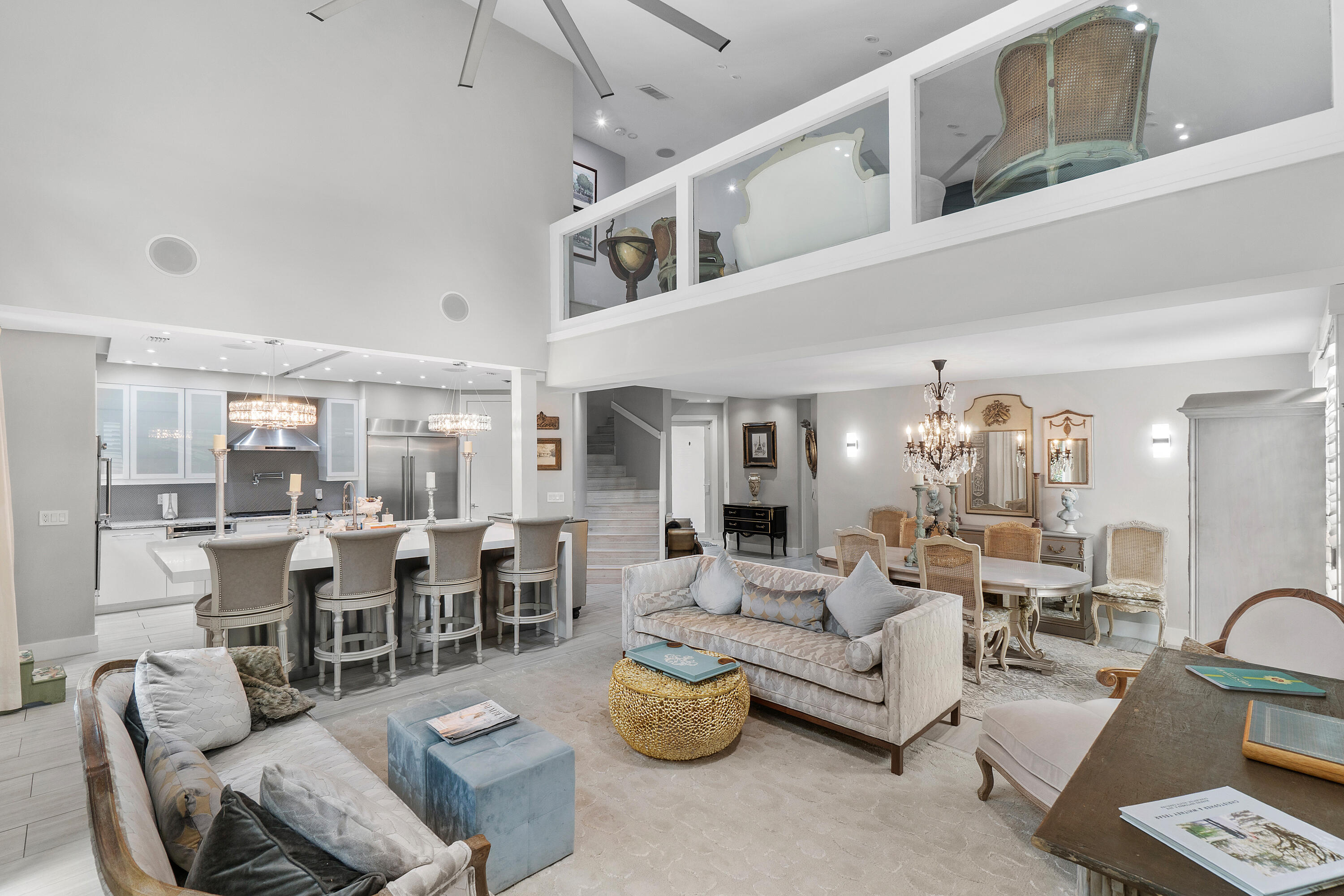 LAUREL POINTE - Residential