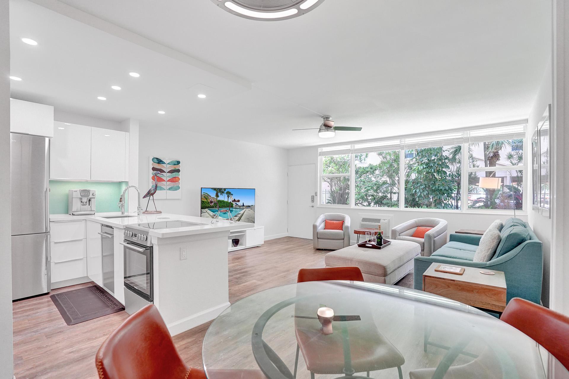 HARBOR HOUSE NORTH CONDO - Residential