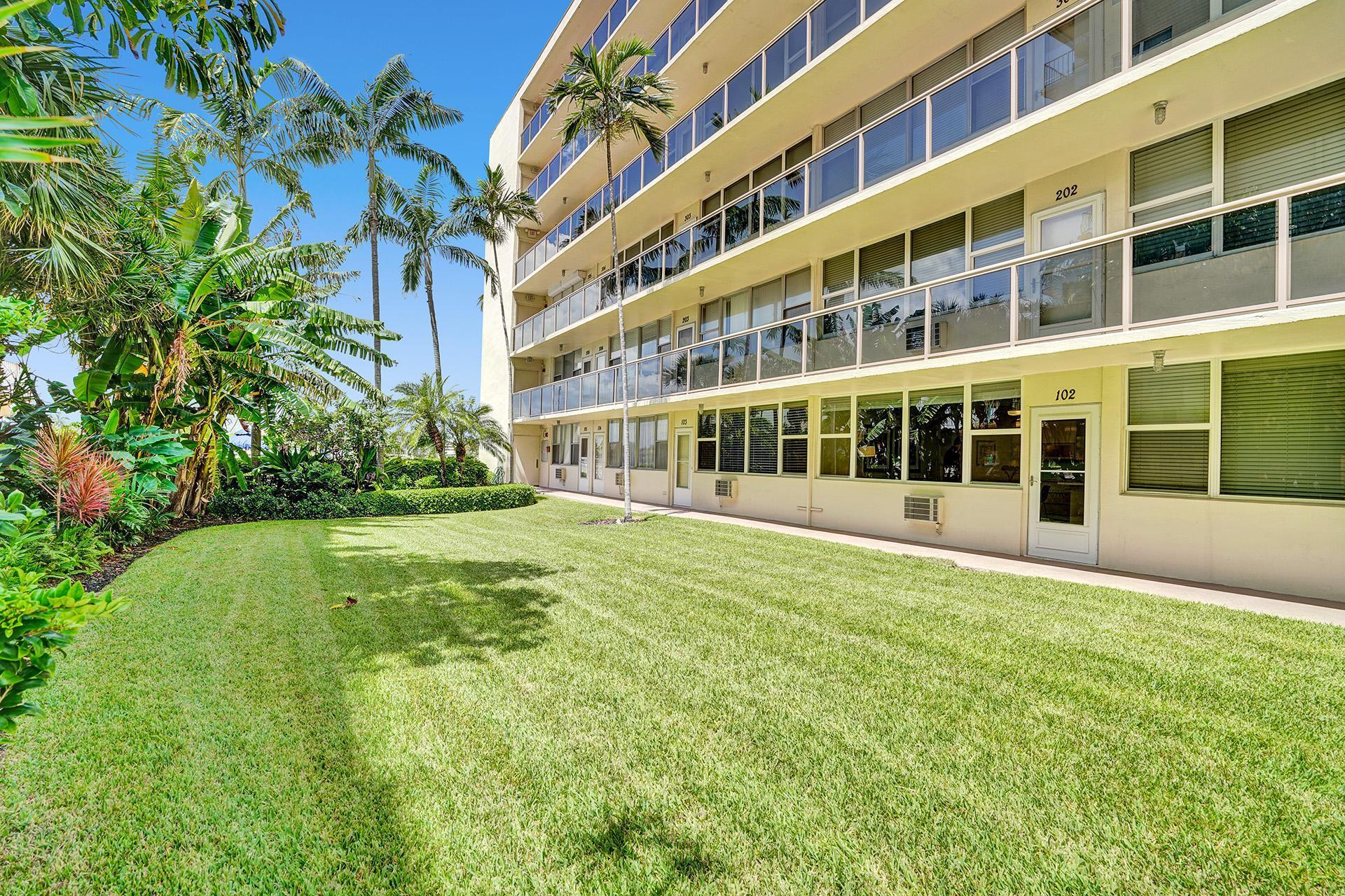 HARBOR HOUSE NORTH CONDO - Residential