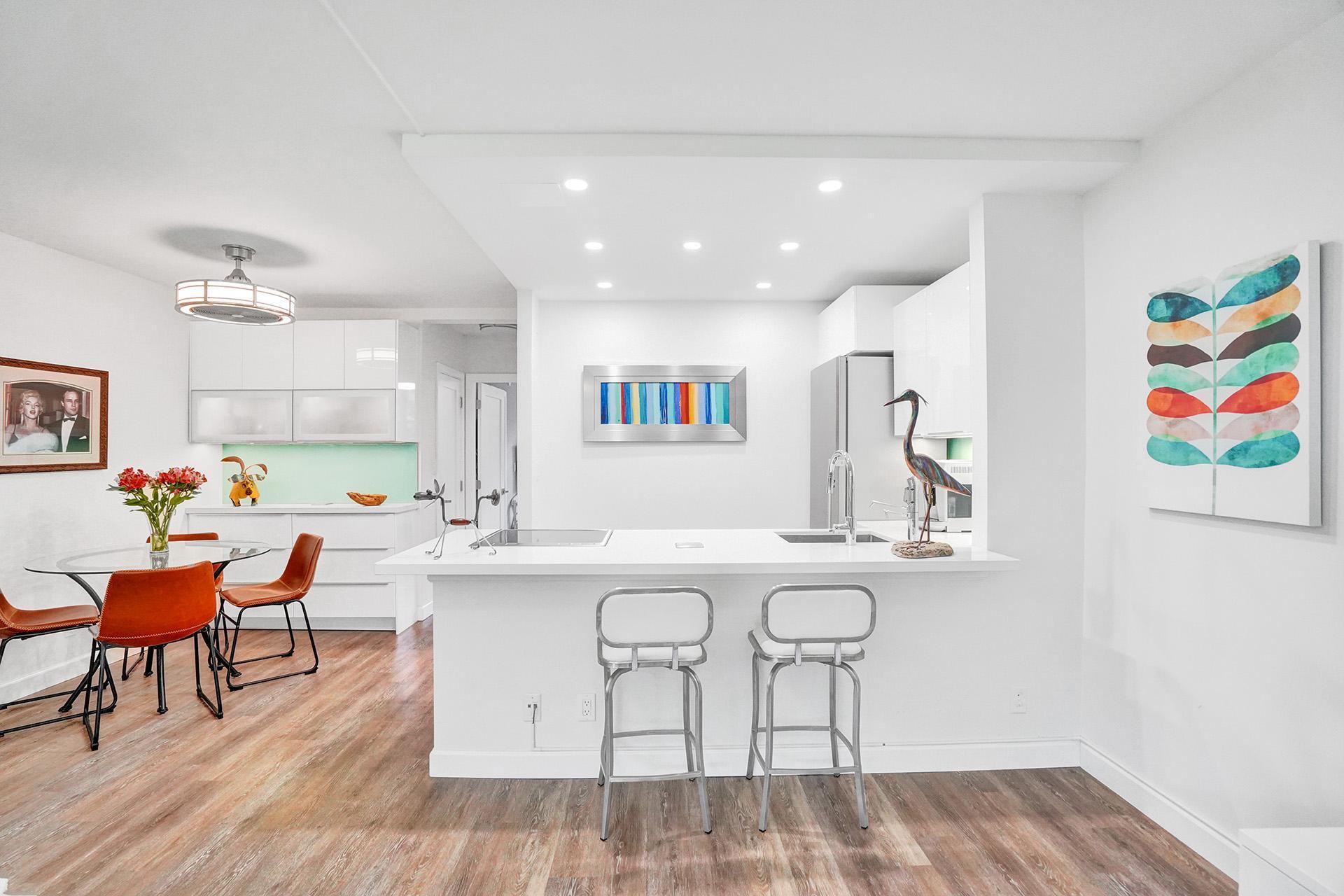 HARBOR HOUSE NORTH CONDO - Residential