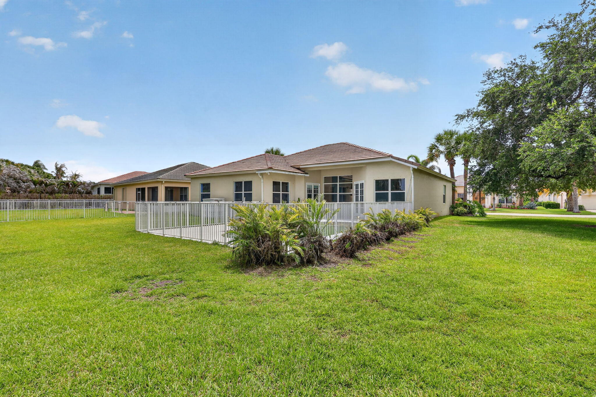 LAKEFOREST AT ST LUCIE WEST PHASE 1 - Residential